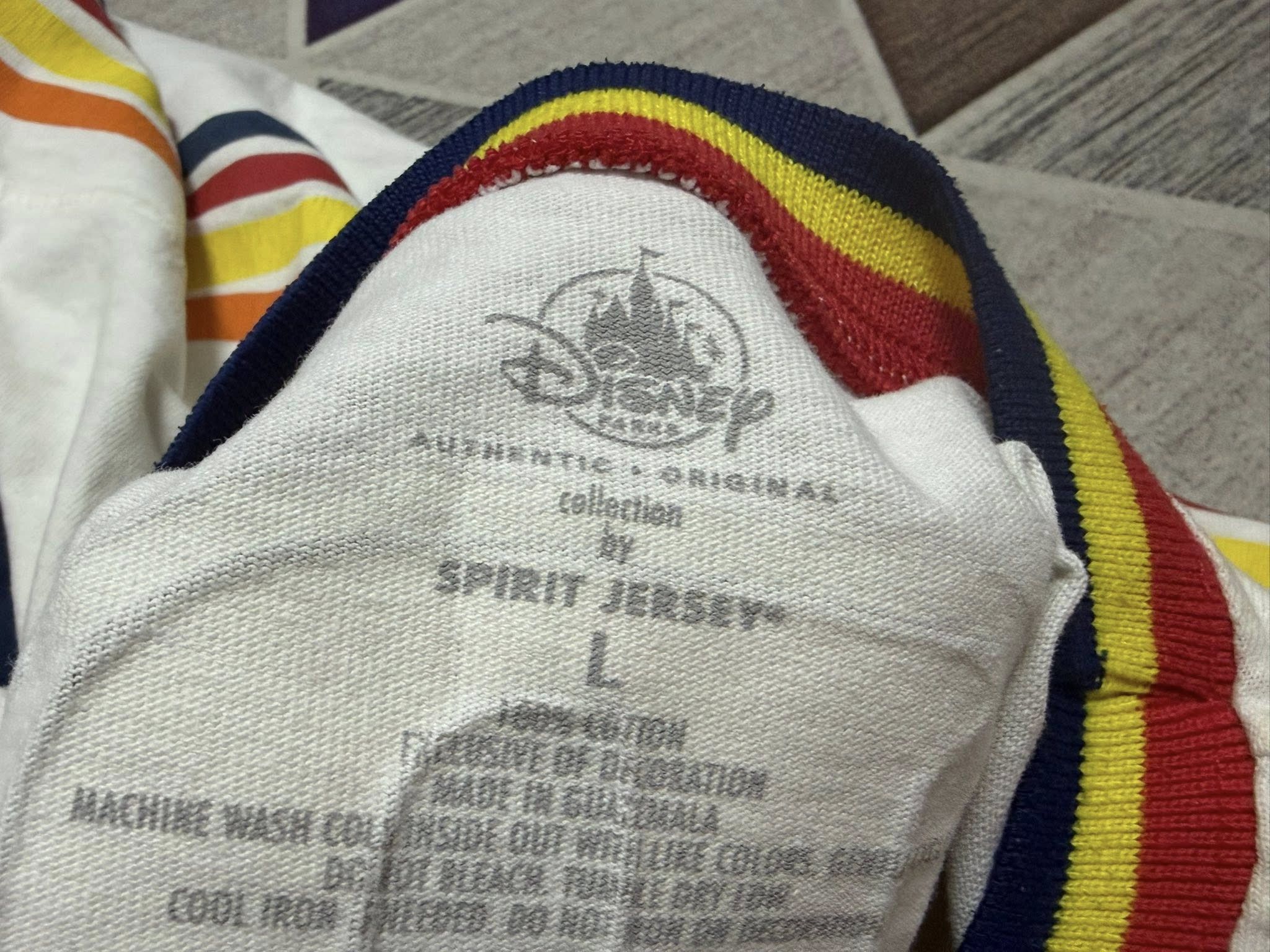 Disney vintage WALT DISNEY by SPIRIT JERSEY tee L 2190 Size US L / EU 52-54 / 3 - 10 Thumbnail
