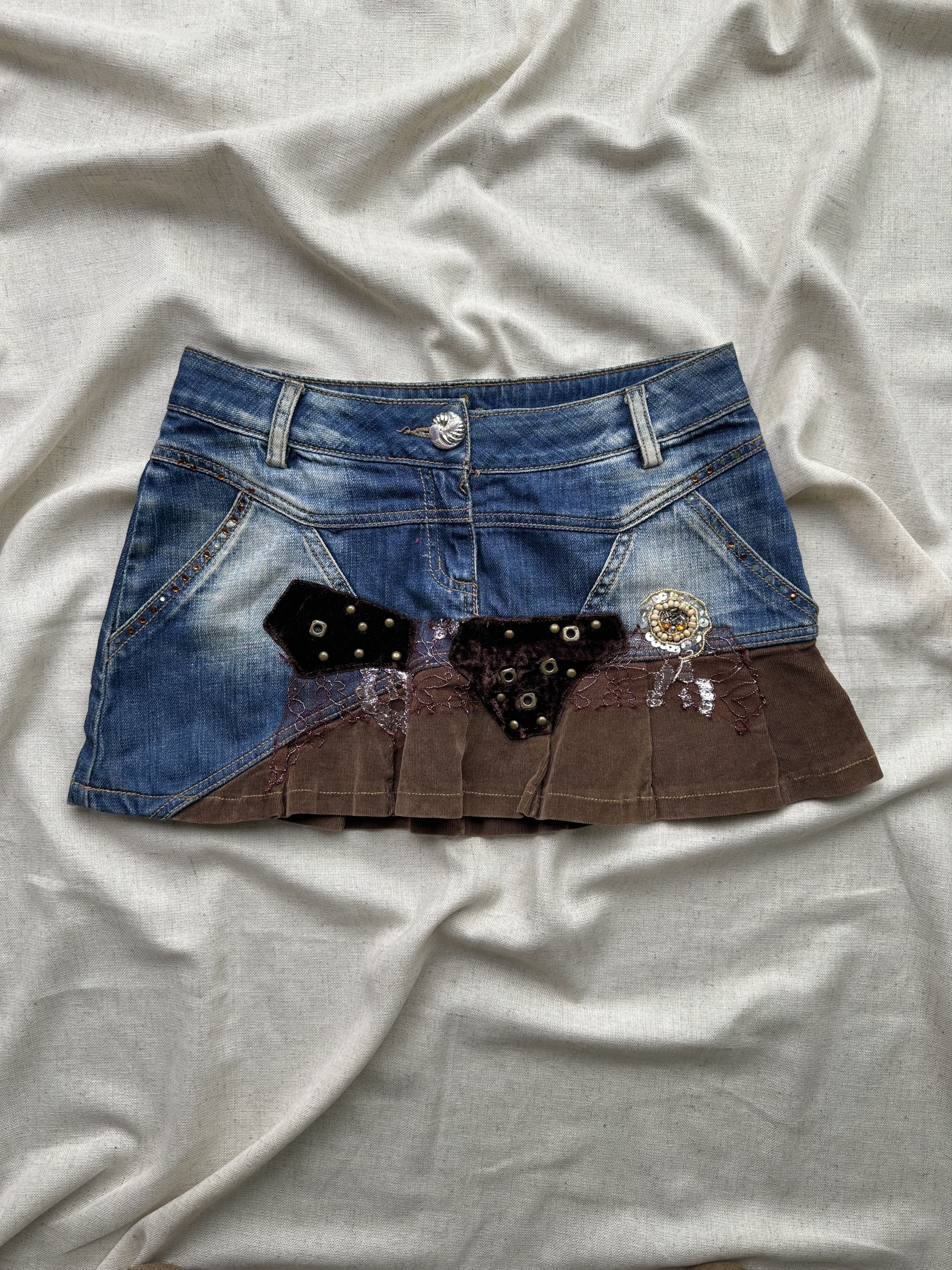 Japanese Brand Vintage Flared Mini Skirt Size 26" / US 2 / IT 38 - 1 Thumbnail