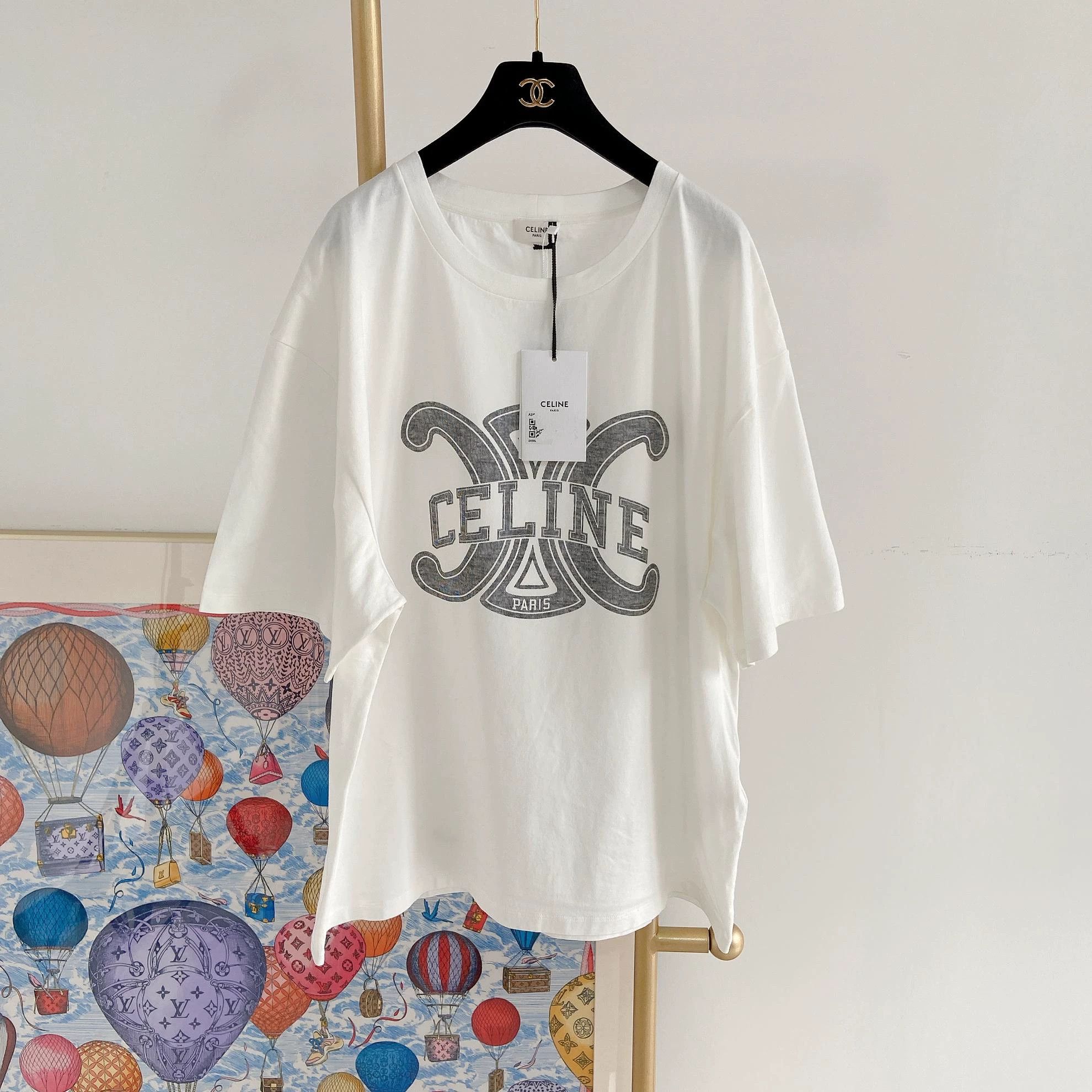 Celine Celine Triumph Arc print T-shirt M with tags Size M / US 6-8 / IT 42-44 - 1 Thumbnail