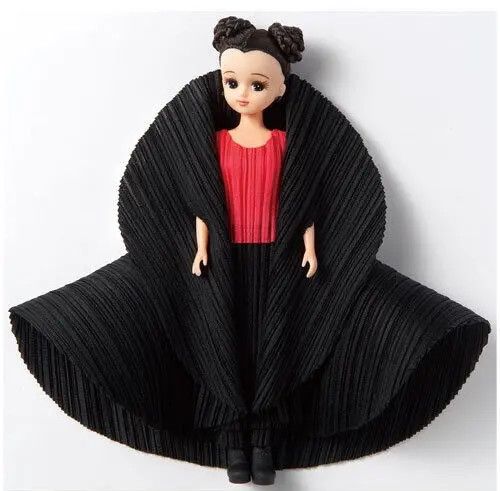 Issey Miyake 2008 Issey Miyake Pleats Please Licca-Chan Doll Size ONE SIZE - 6 Thumbnail