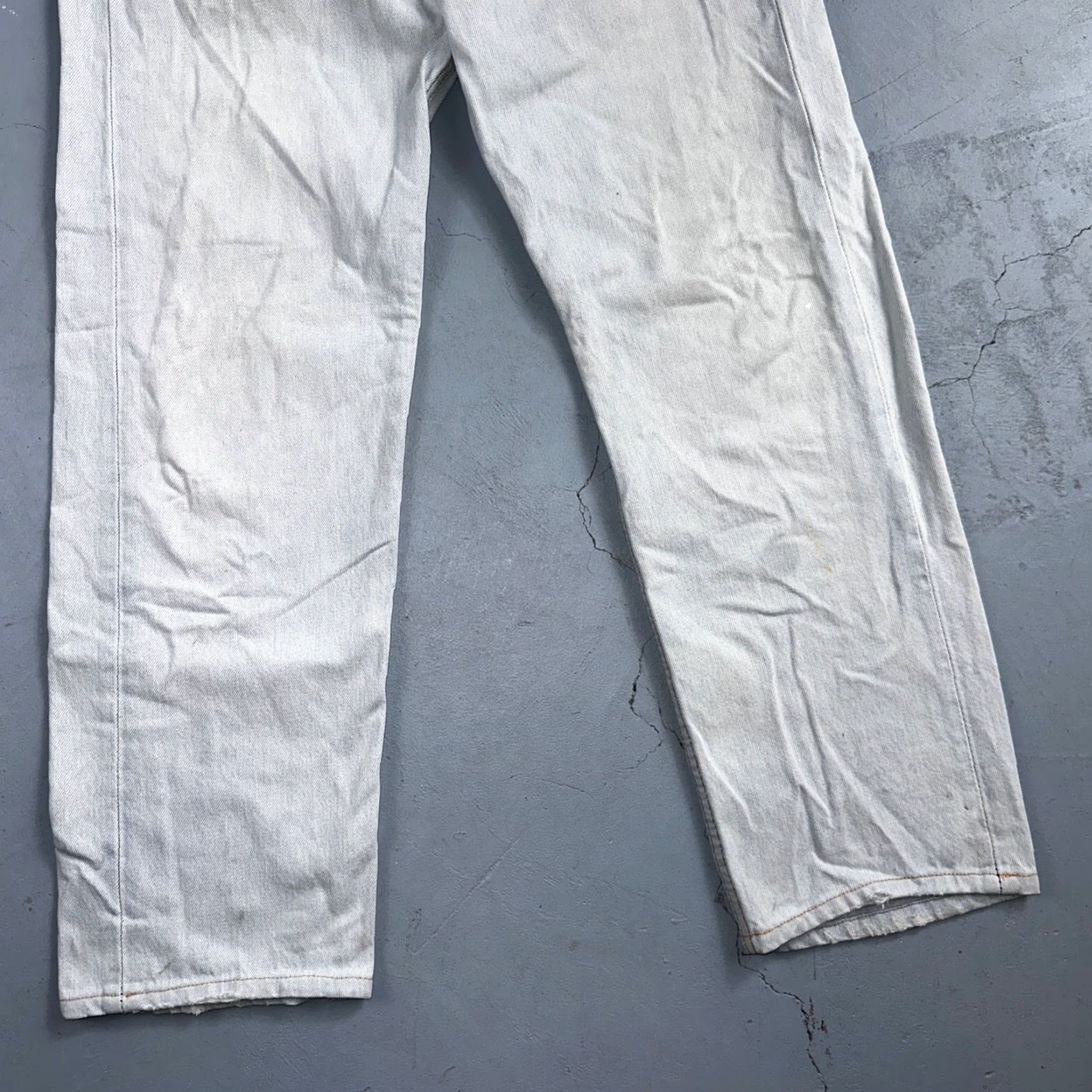 Levi's VINTAGE Levi's 501 Jeans Straight 90s USA Blue Light Wash 32x34 Mens Regular Denim Cotton Button Rise Mid 10-12 Patched 34 Inseam 32 Size US 32 / EU 48 - 3 Thumbnail