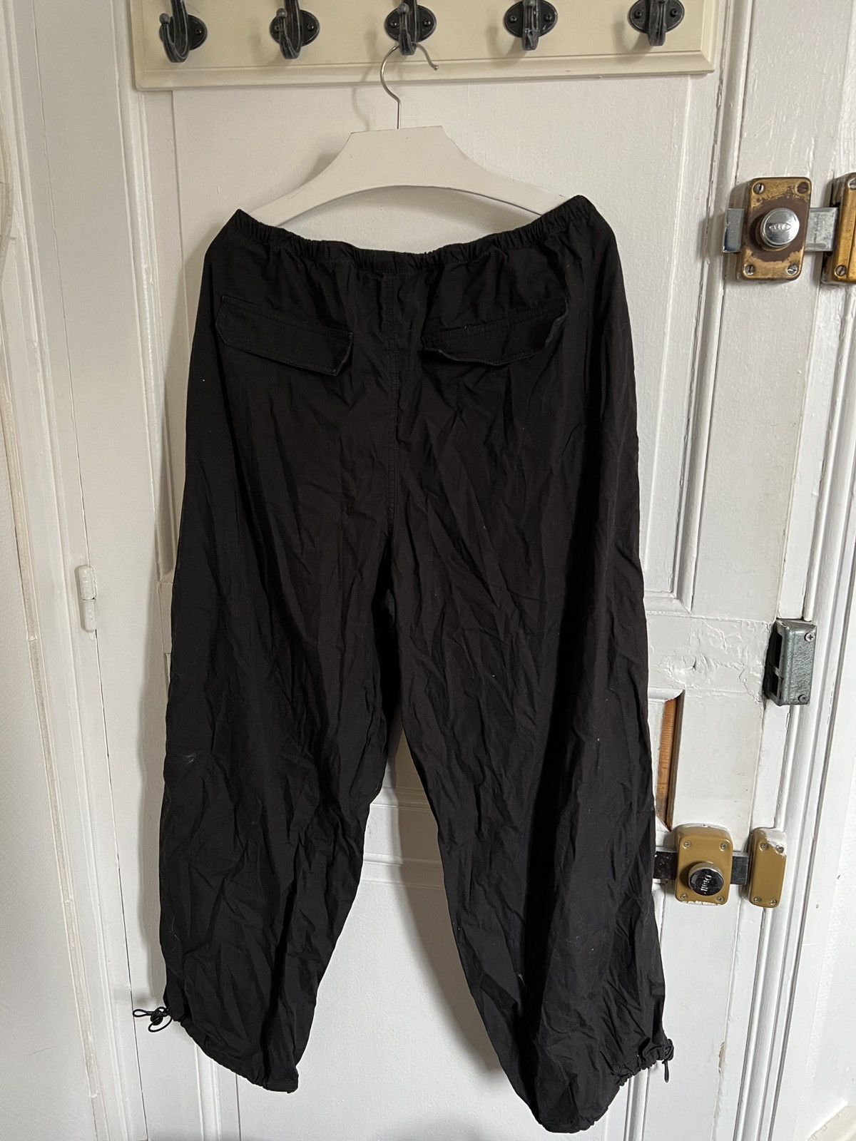 Japanese Brand Y2K Parachute Pants Joggers Nylon diesel Oakley carhartt Size US 34 / EU 50 - 7 Thumbnail