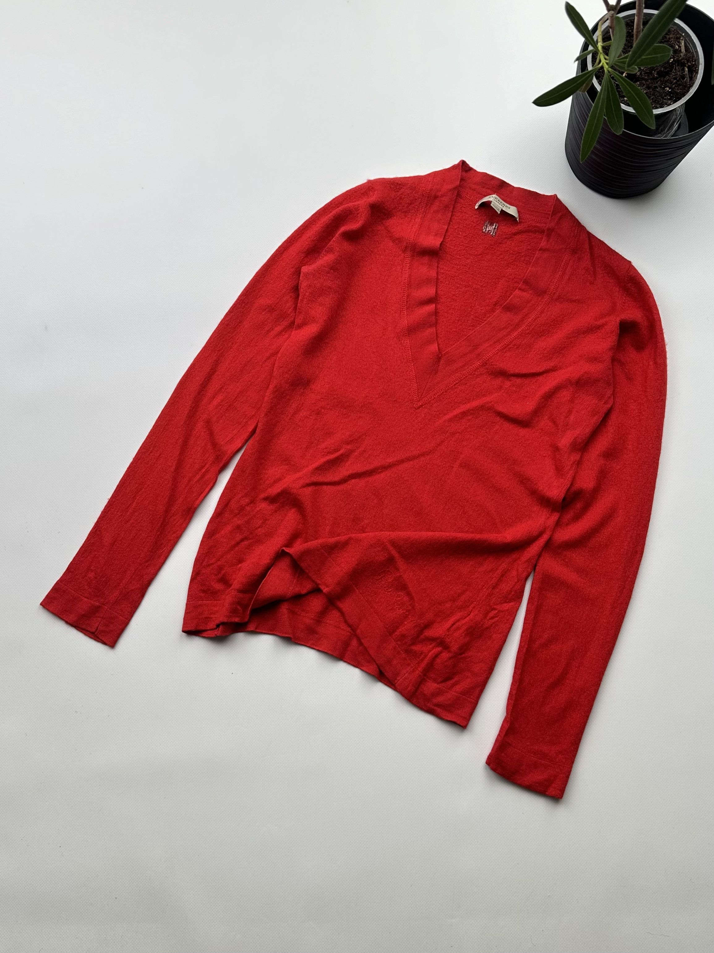 Burberry Burberry Vintage Silk/Cashmere Sweater (292) Size XS / US 0-2 / IT 36-38 - 1 Thumbnail