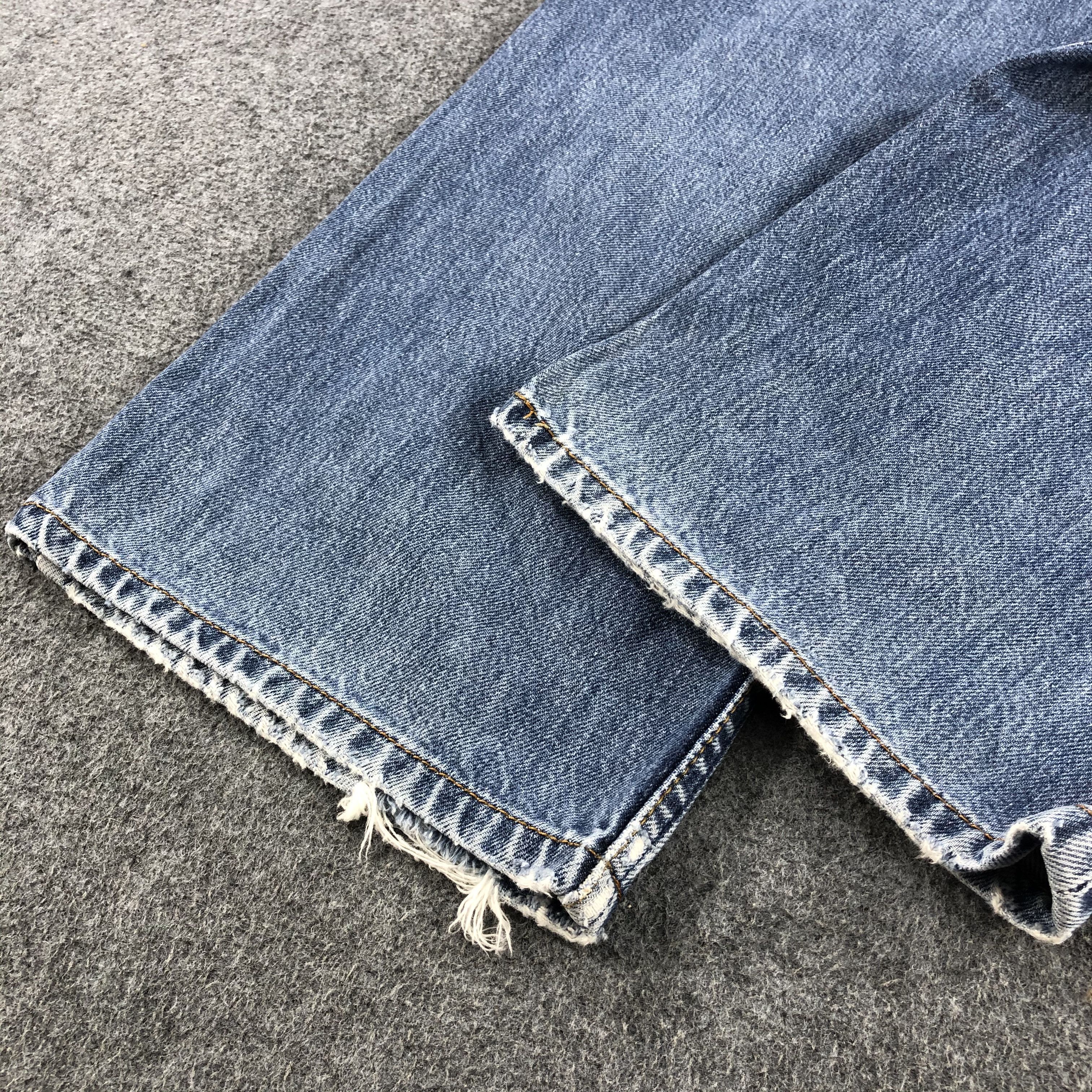 Levi's Vintage 90s Blue Wash Levis 506 Jeans-J1885 Size US 33 - 6 Thumbnail