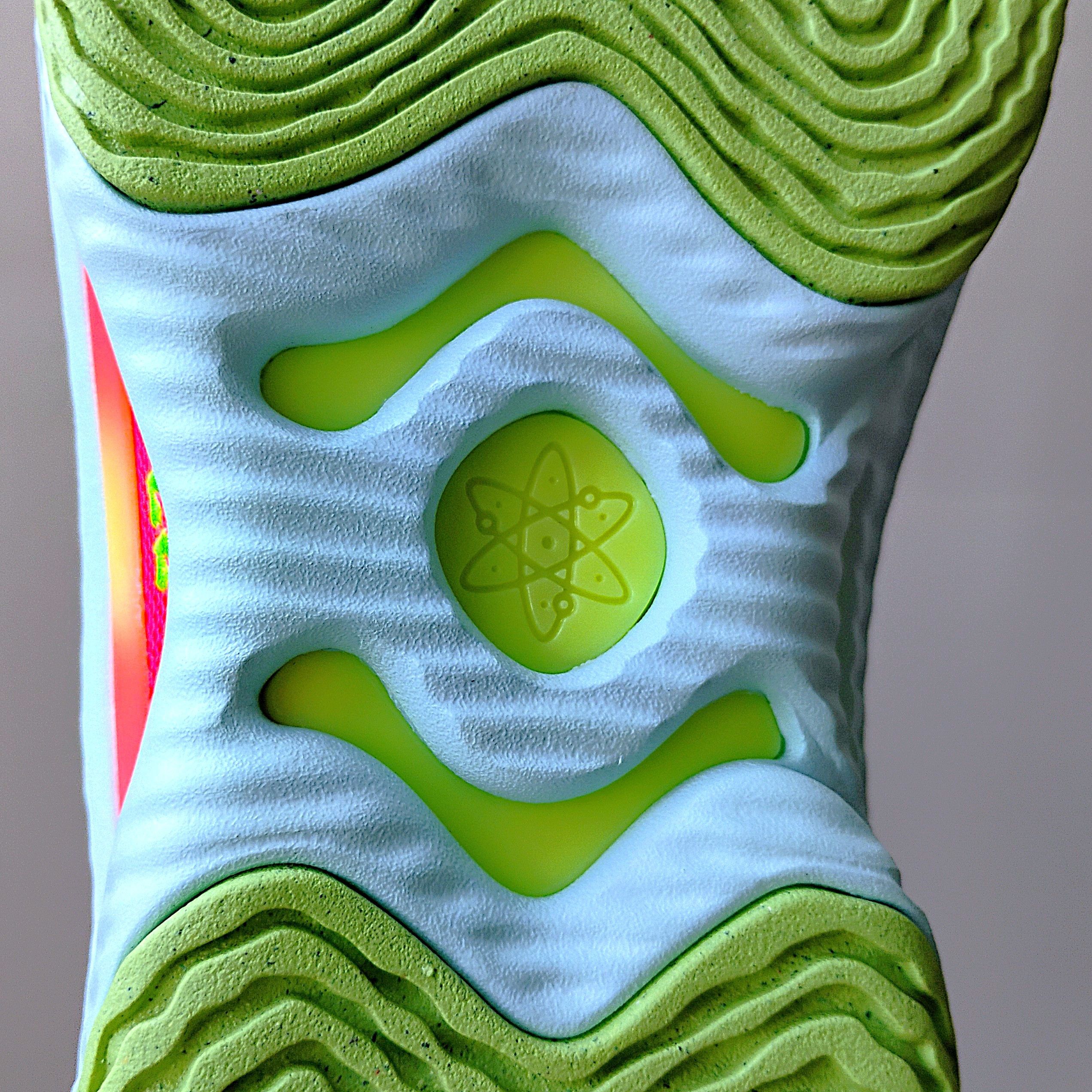 Nike Nike Women Cosmic Unity 3 A'ja Wilson Basketball Shoe Size US 10.5 / IT 40.5 - 13 Thumbnail