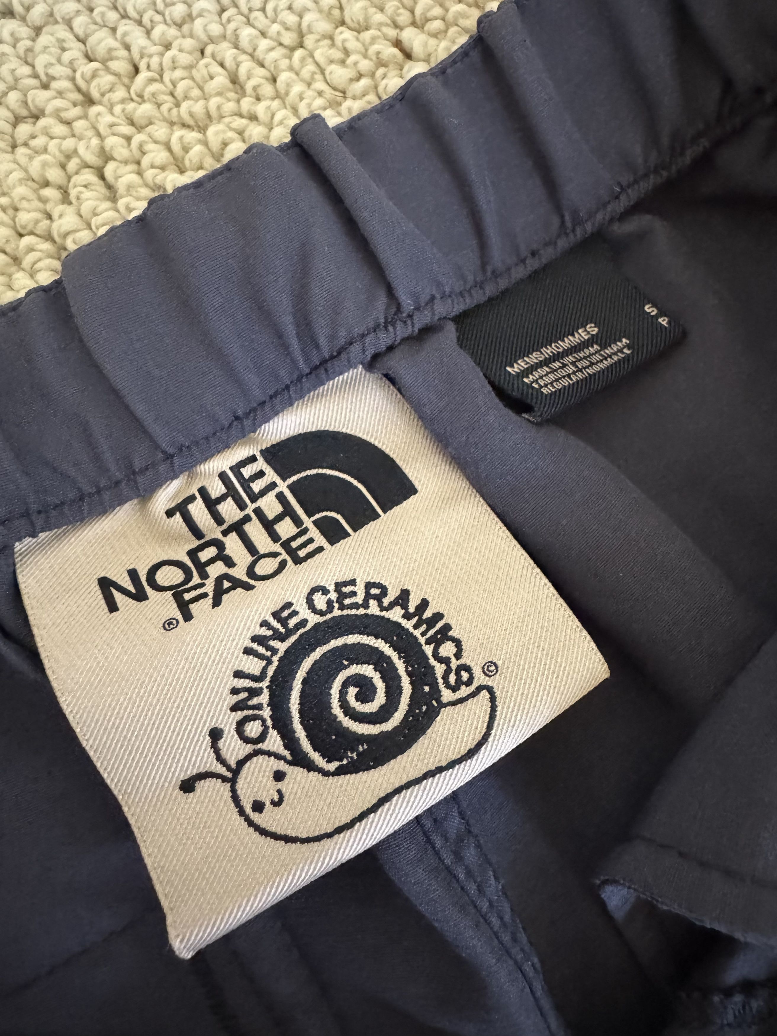 Online Ceramics × The North Face Class V Tech Easy Pants Size US 28 / EU 44 - 2 Thumbnail