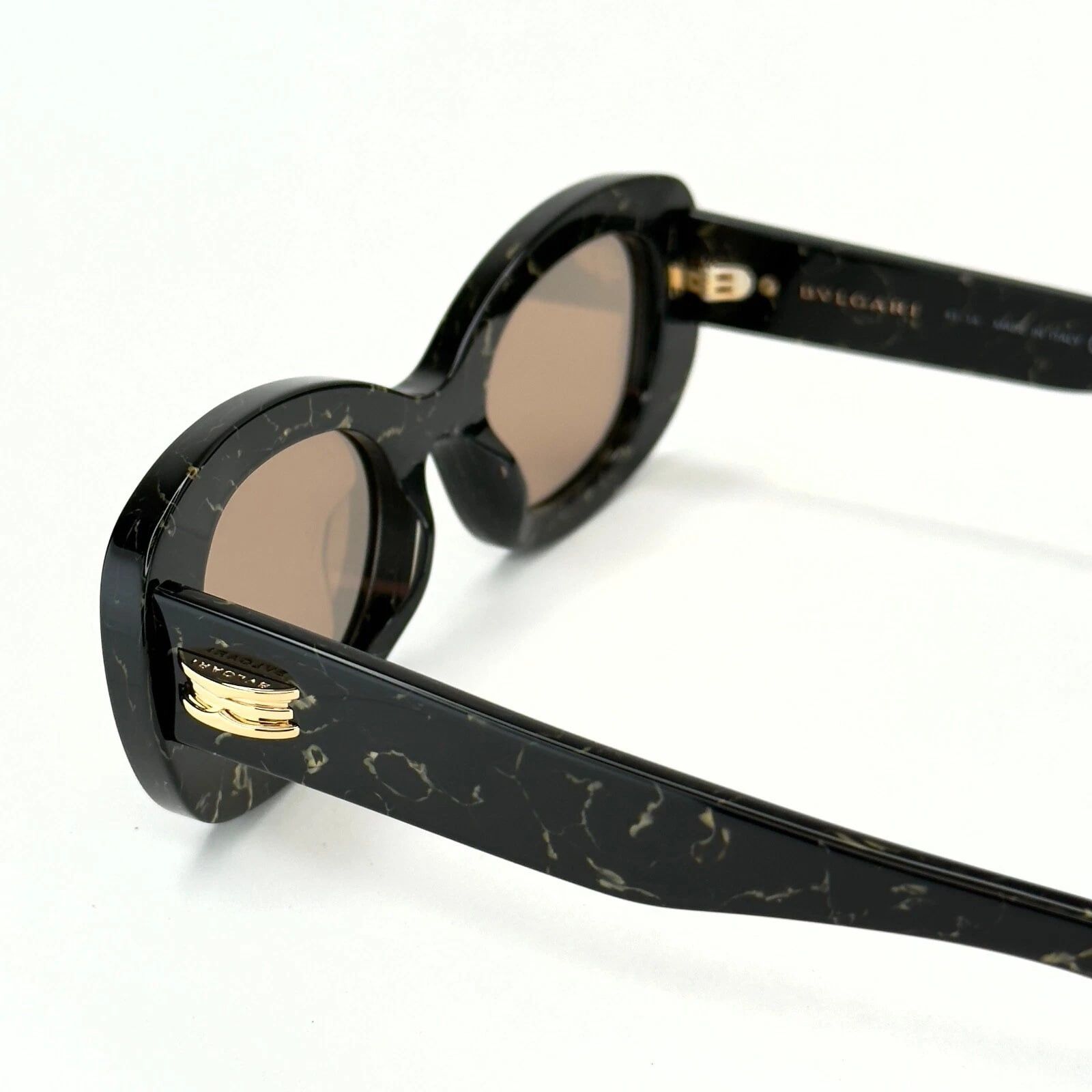 Bvlgari BVLGARI 40039 B.zero1 BV40039I Abstract Oval Sunglasses 05L Size ONE SIZE - 4 Thumbnail