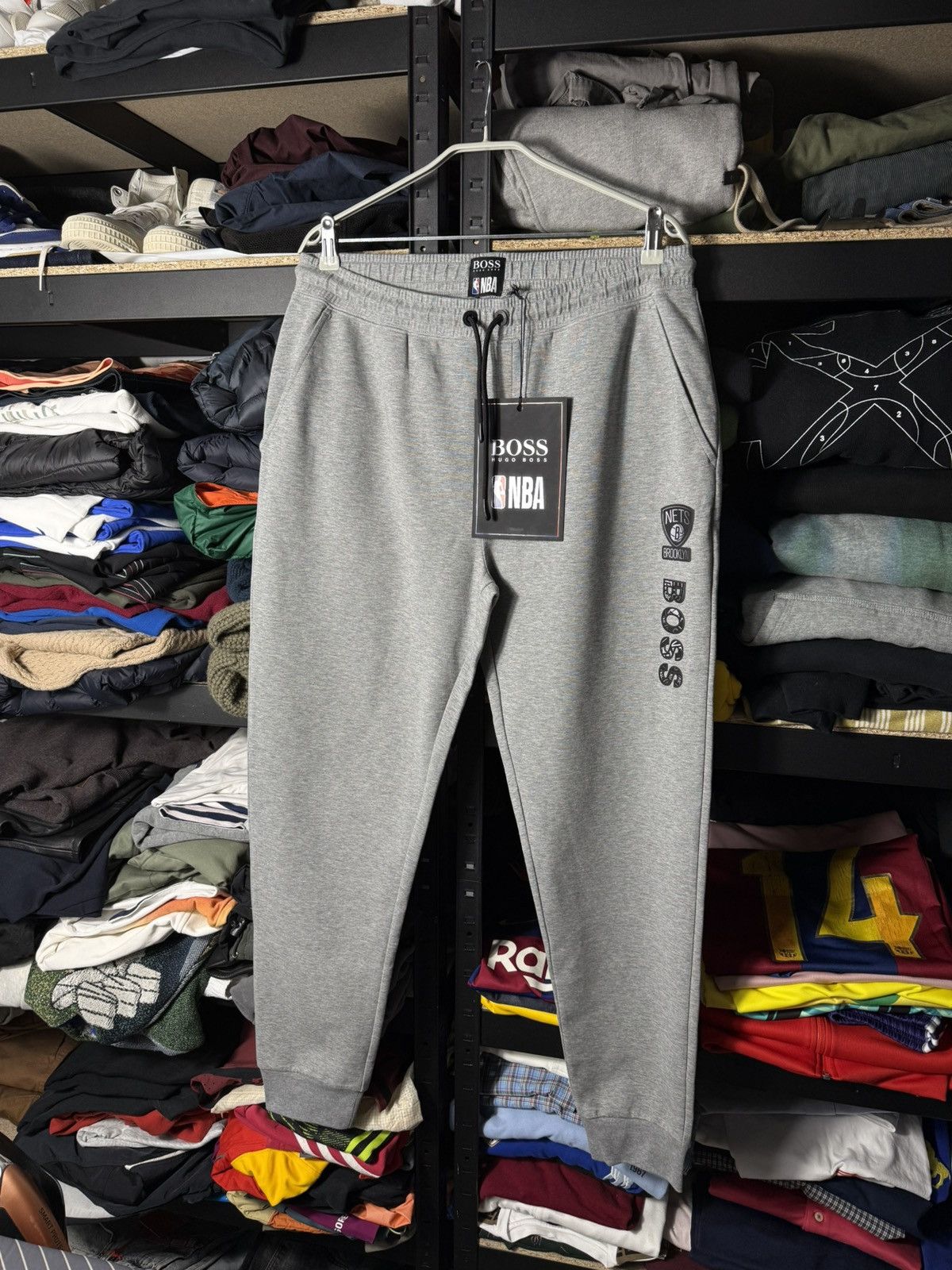 Hugo Boss Hugo Boss x NBA Joggers L Brooklyn Nets Grey Sweatpants NWT Size US 34 / EU 50 - 1 Thumbnail