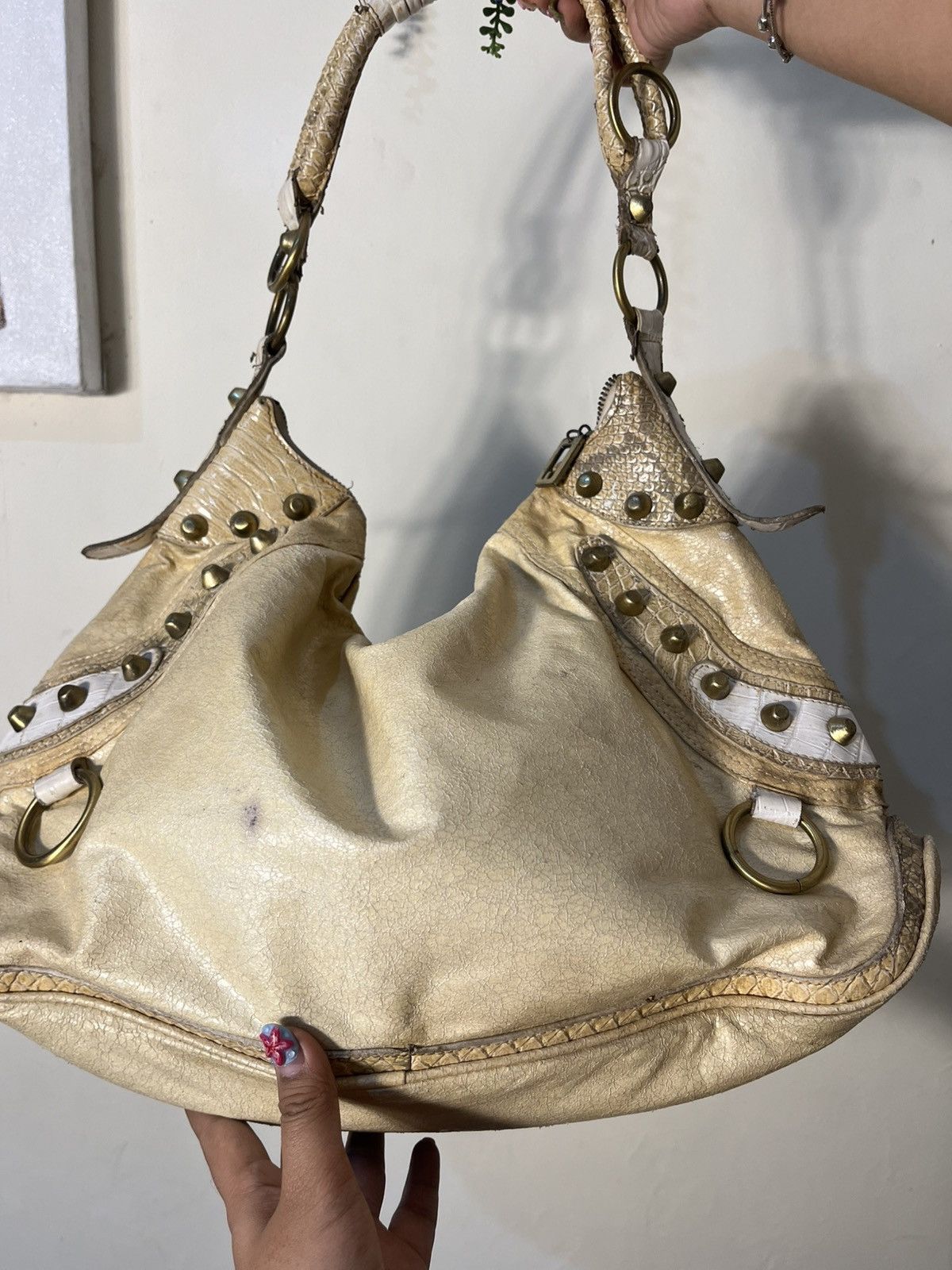 Guess Vtg guess big logo hobo bag Size ONE SIZE - 3 Thumbnail