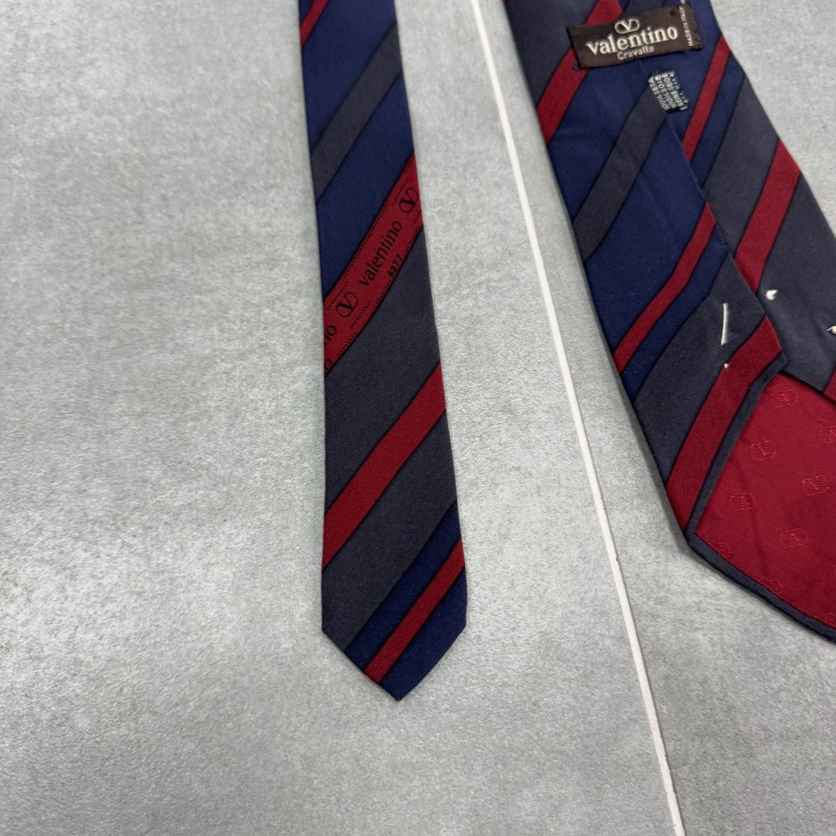Valentino × Vintage Vintage Valentino Silk Tie Size ONE SIZE - 11 Thumbnail