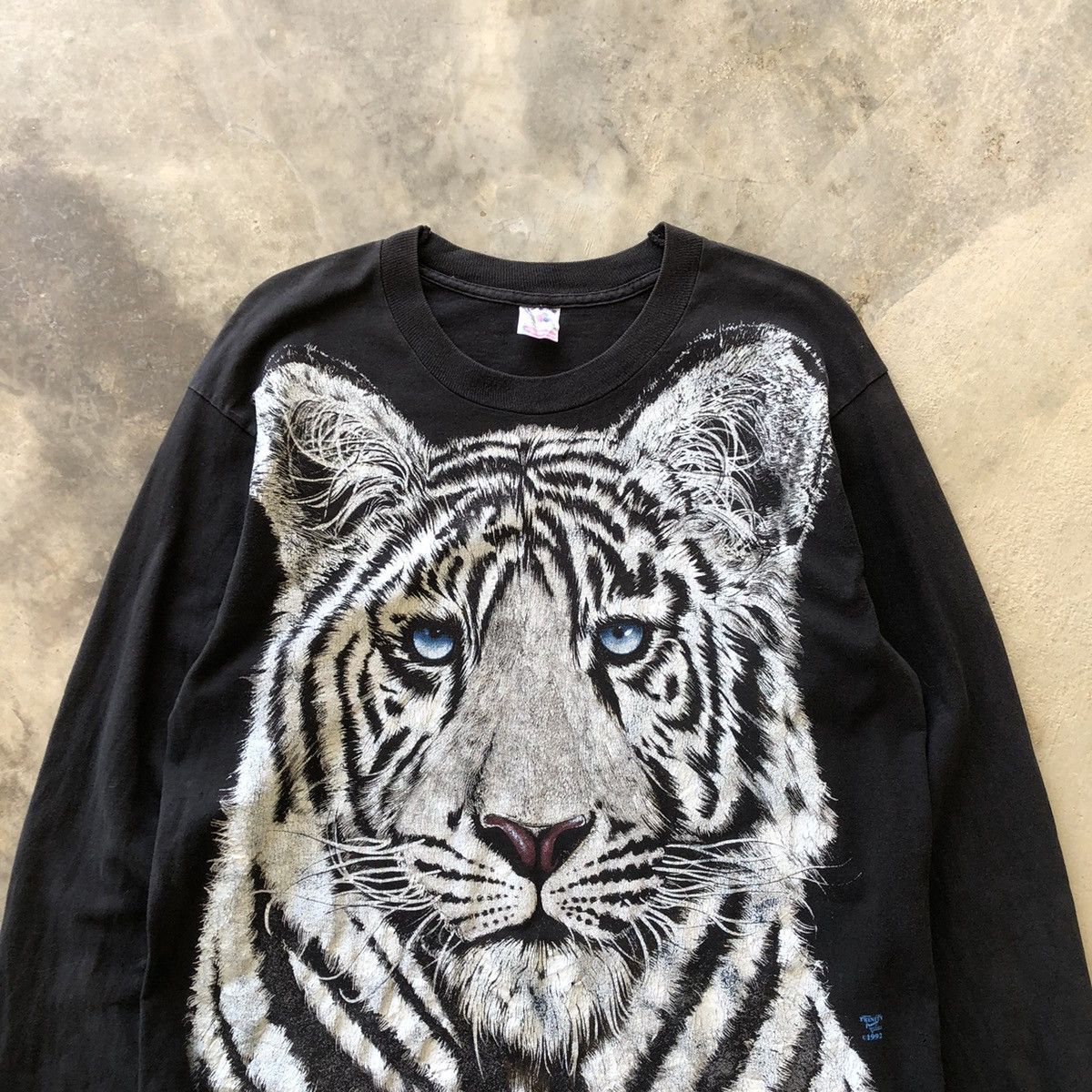 Fruit Of The Loom Vintage White Tiger Big Printed Long Sleeve Shirt Size US L / EU 52-54 / 3 - 2 Thumbnail