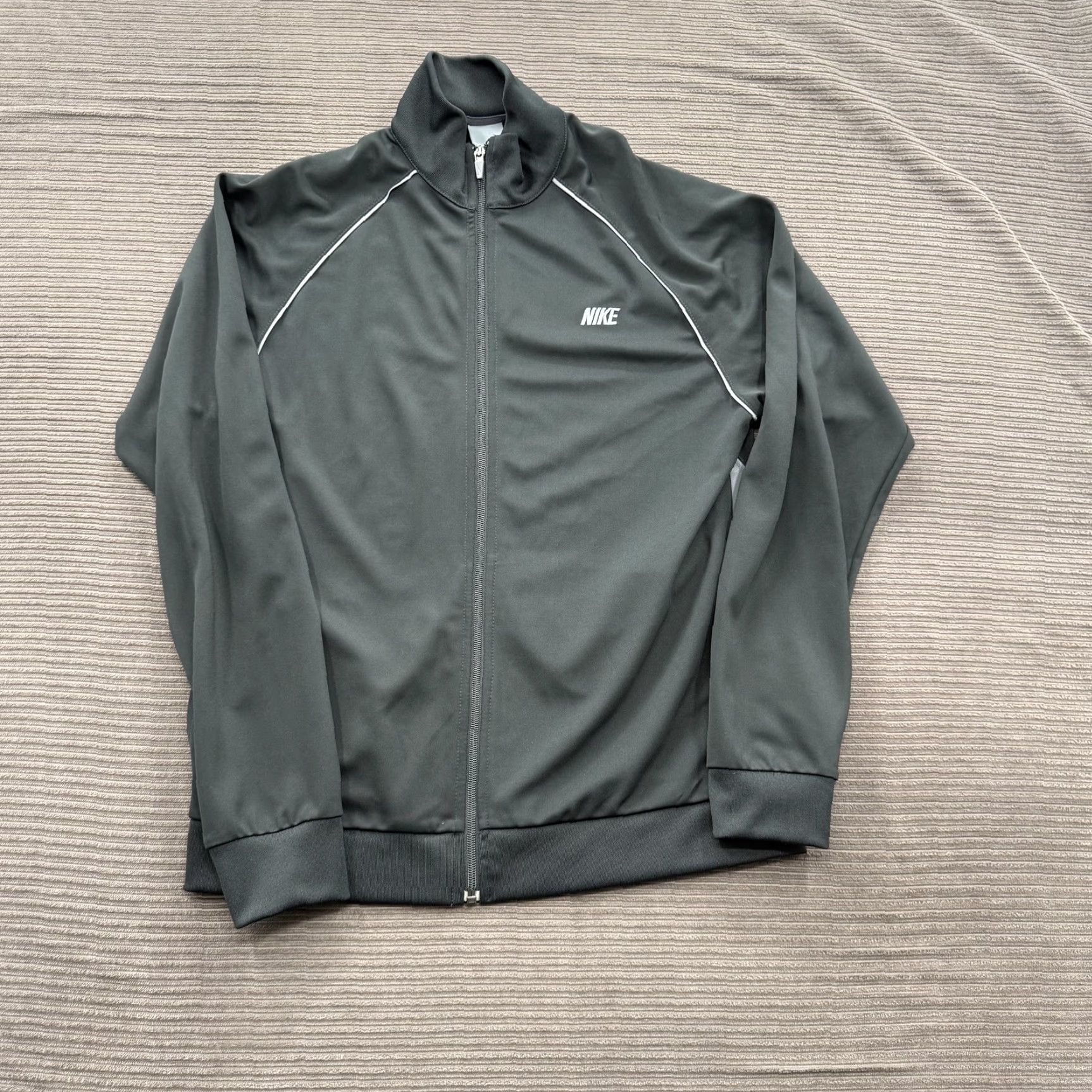 Nike Nike Jacket Mens M Black Full Zip Training Track Poly Athletic Logo Swoosh Size US M / EU 48-50 / 2 - 2 Thumbnail