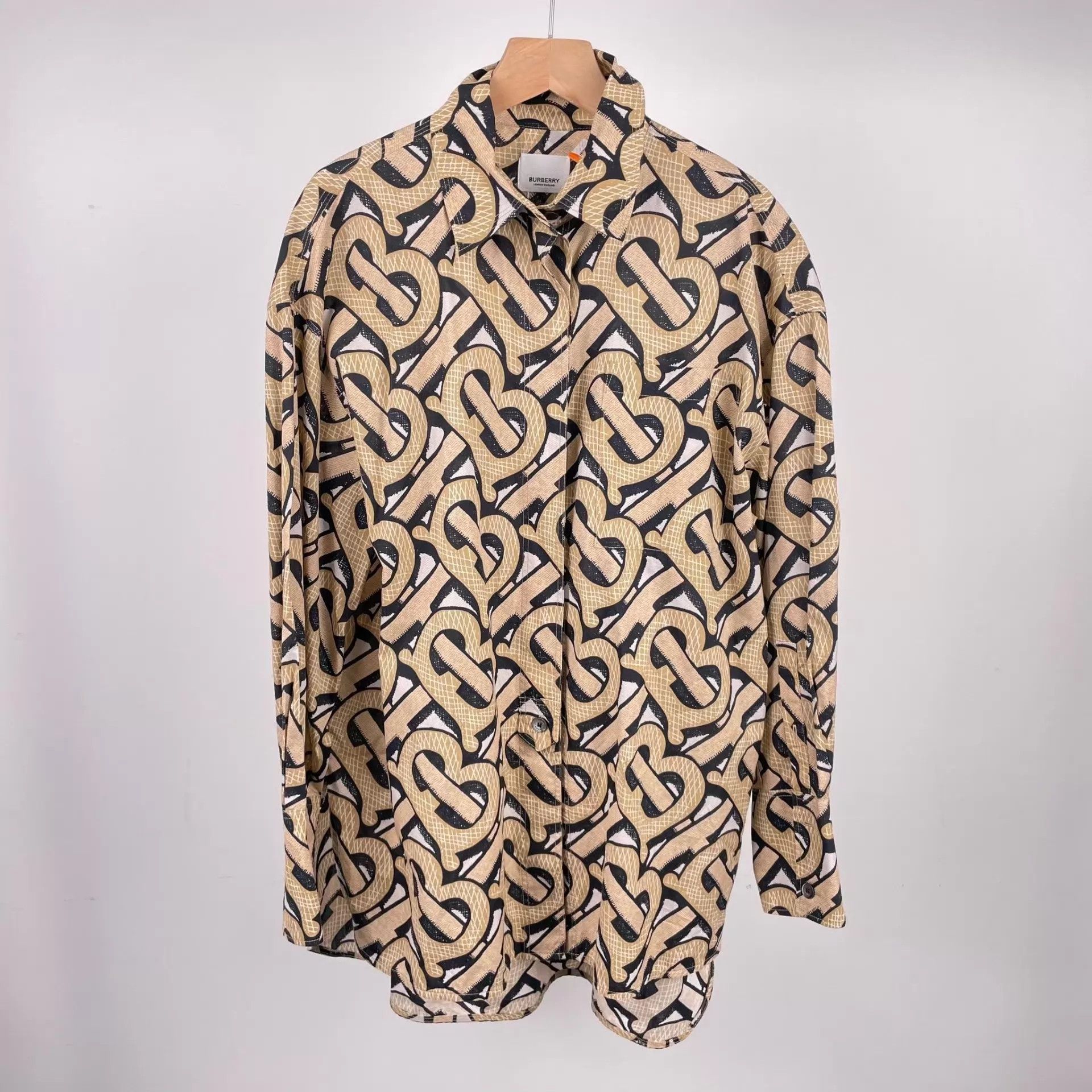 Burberry Burberry All-Over Logo Button-Up Shirt Size XXS / US 00 / IT 34 - 1 Thumbnail