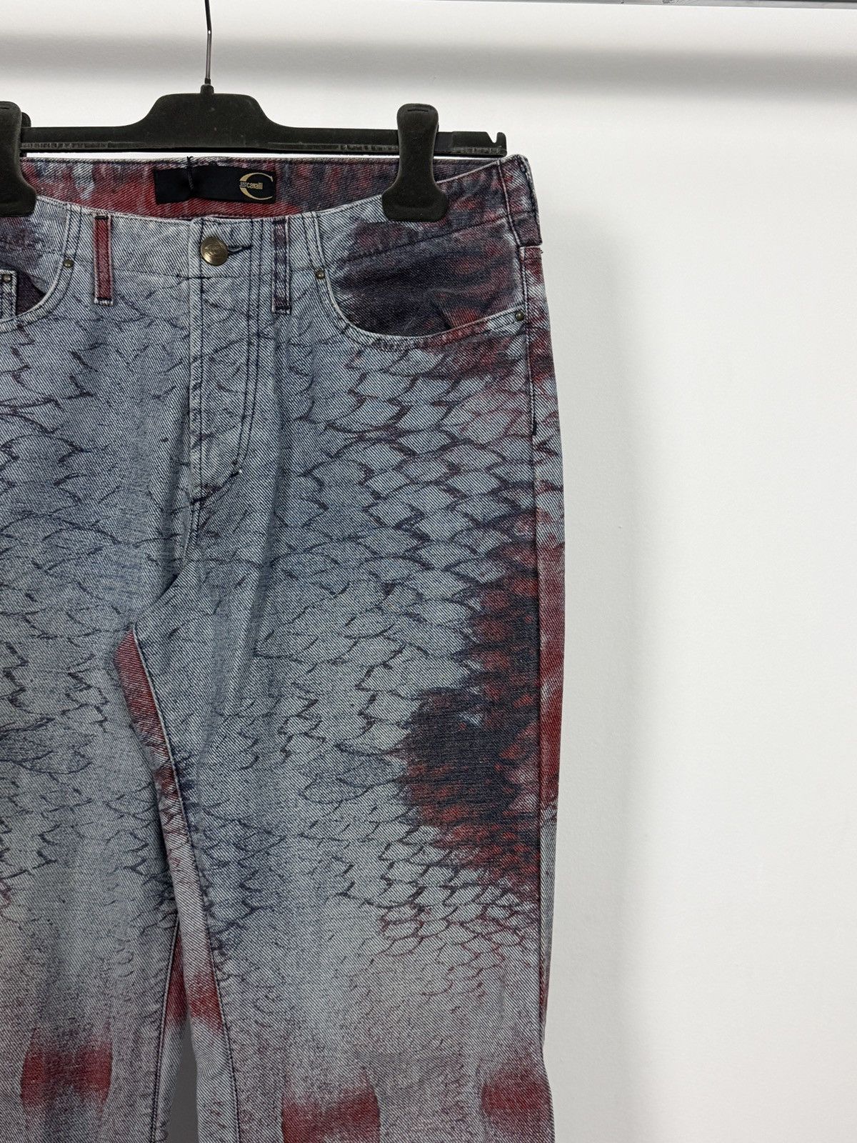 Roberto Cavalli Roberto Cavalli S/S2001 Flared Bleeding Python Scale Jeans Size 30" / US 8 / IT 44 - 3 Thumbnail