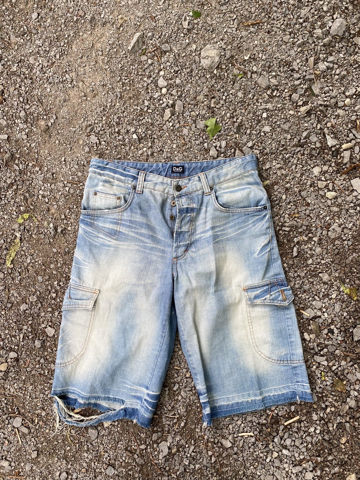 Dolce & Gabbana × Vintage Dolce&Gabbana Distressed Ultra Sports Shorts Size US 32 / EU 48 - 2 Thumbnail
