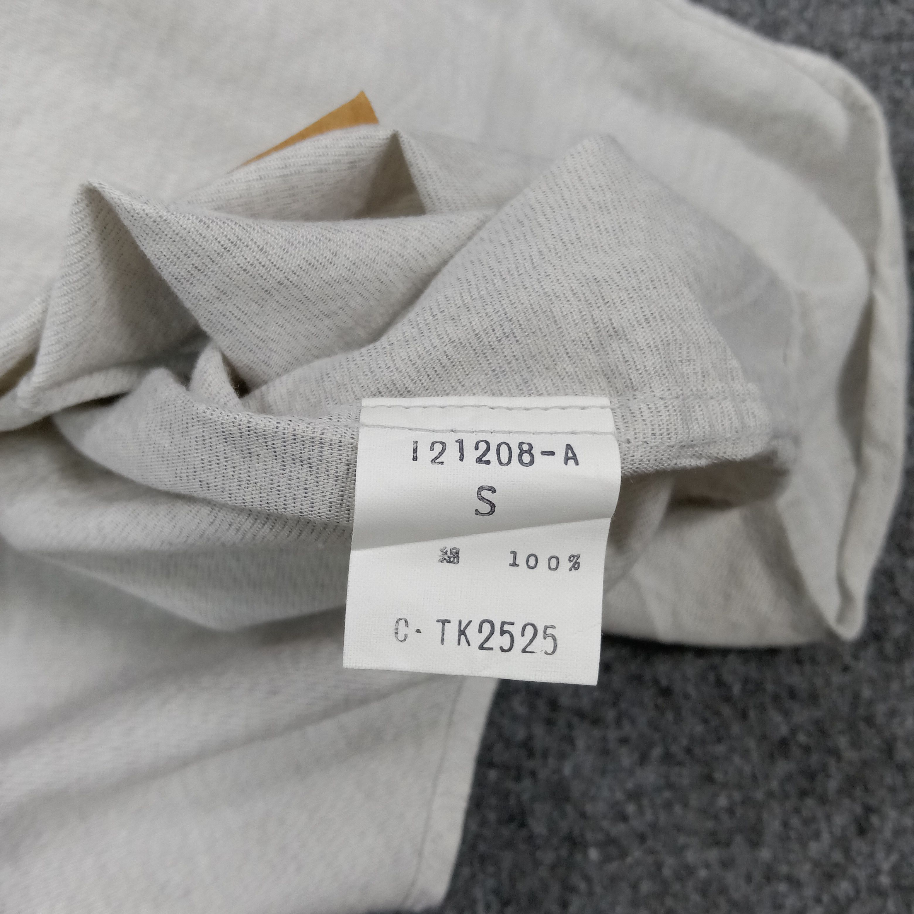 Issey Miyake Issey Miyake Japanese Designer Plain Button Up Shirt C294N63 Size US M / EU 48-50 / 2 - 7 Thumbnail