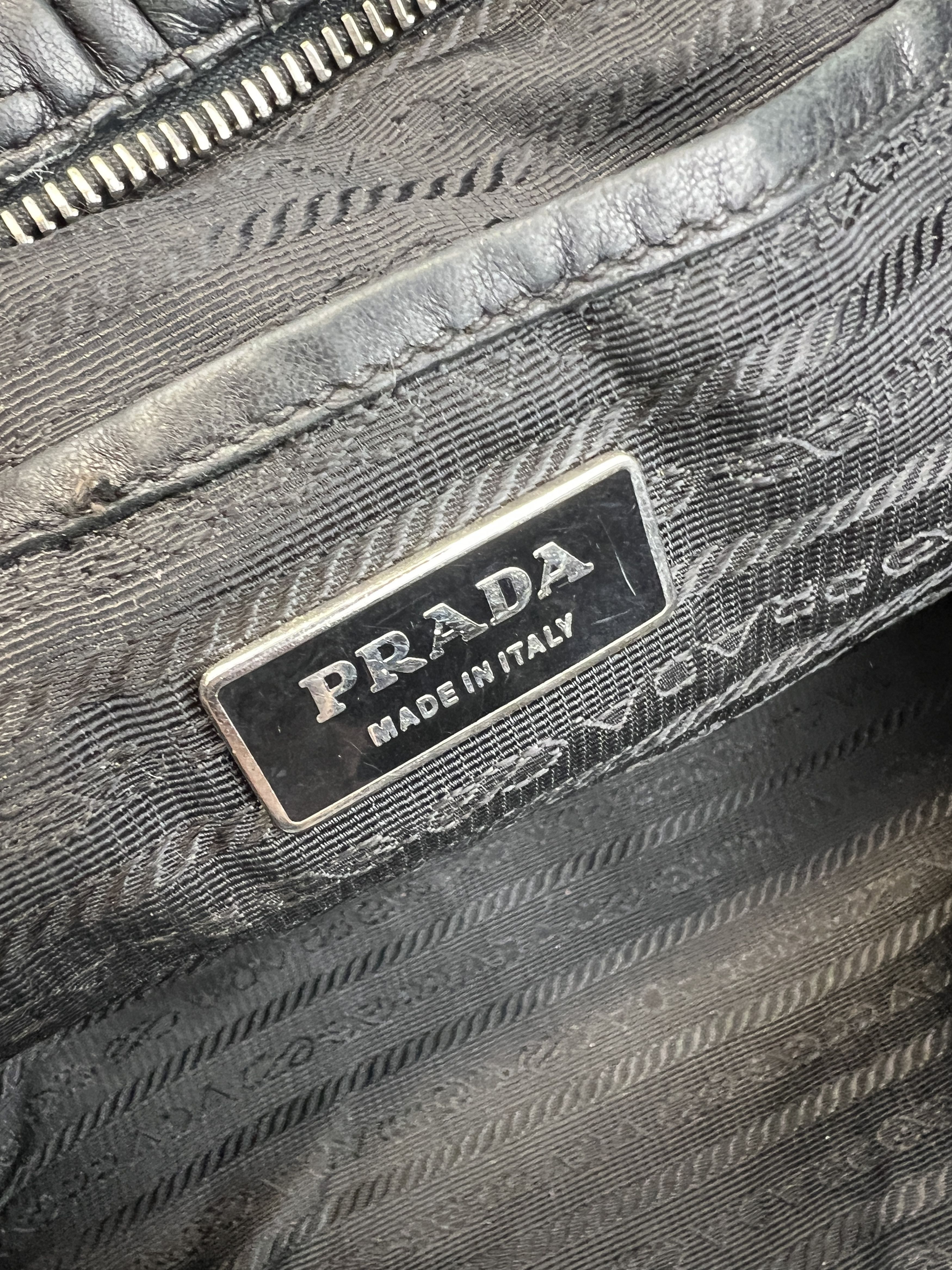 Prada Handbag Prada black leather Size ONE SIZE - 16 Thumbnail