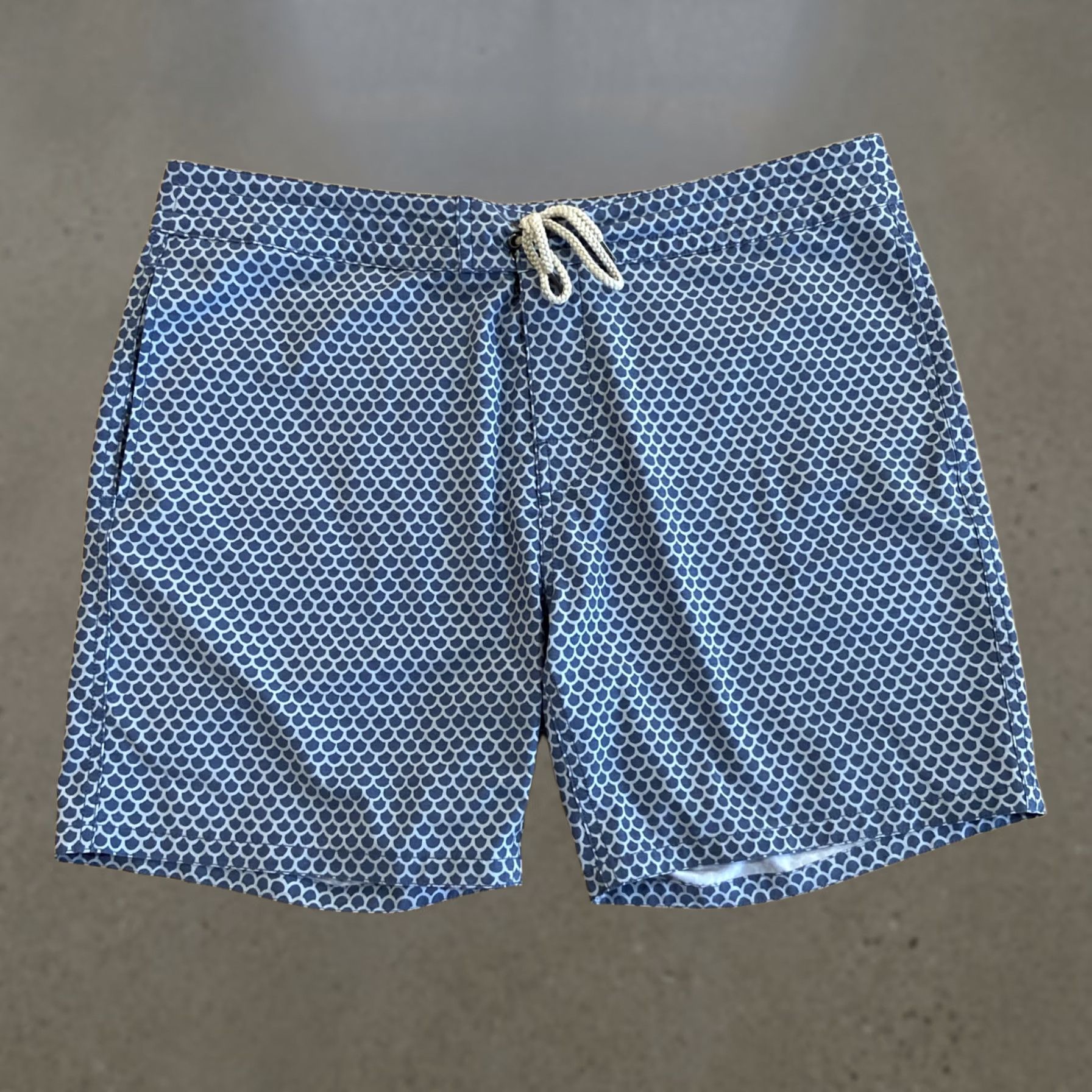 Faherty Faherty Board Shorts Mens 38 Blue Geometric Pattern Swim Bottom Drawstring Pockets Stretch Size US 38 / EU 54 - 1 Thumbnail