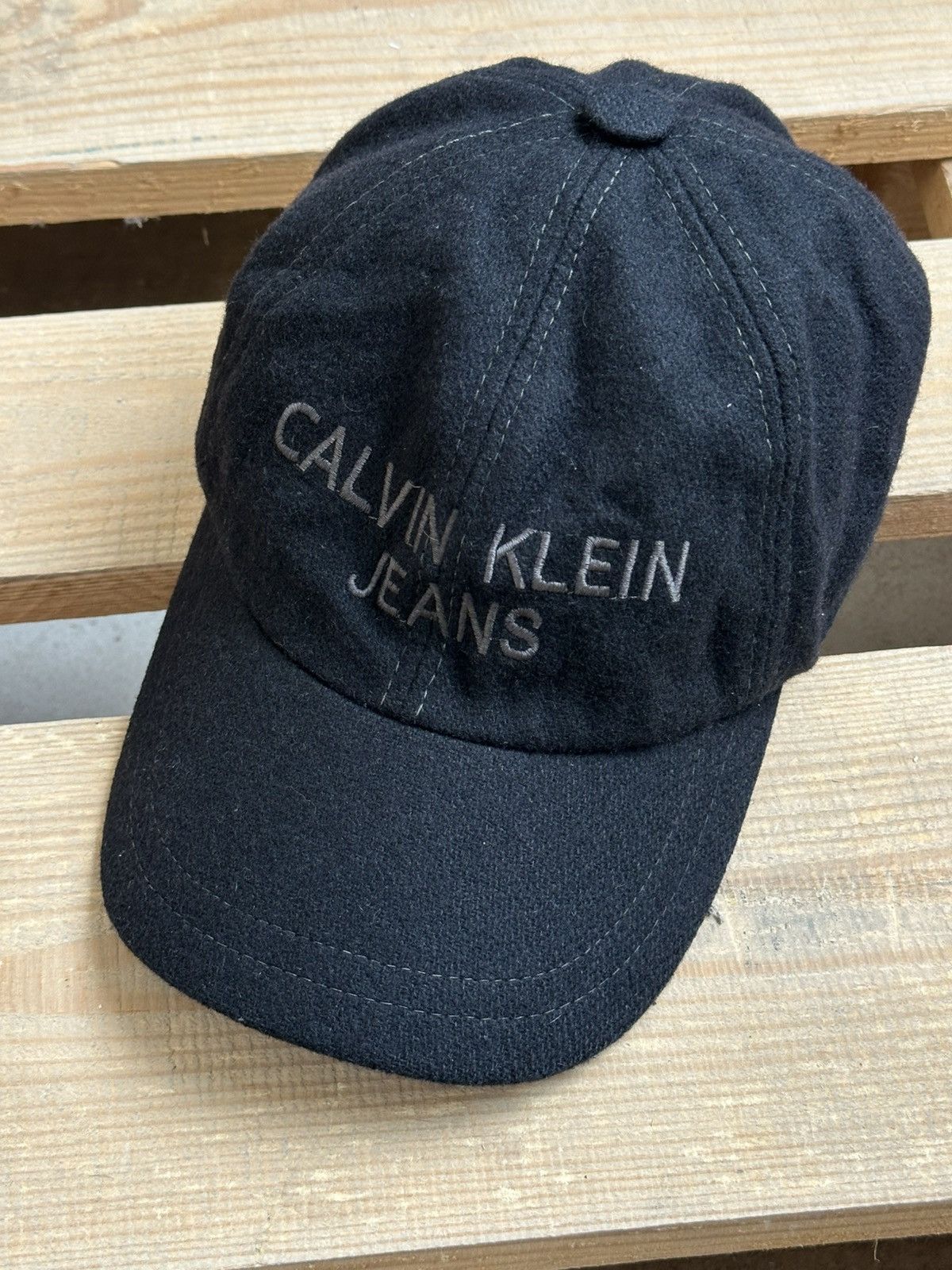 Calvin Klein Vintage Calvin Klein Black Wool Cap Size ONE SIZE - 3 Thumbnail