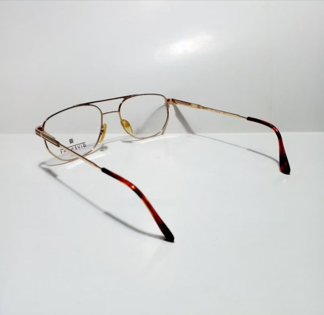 Givenchy 90s Frame NEW VINTAGE Givenchy x New Old Stock Size ONE SIZE - 4 Thumbnail