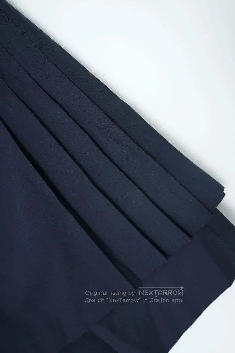 Comme des Garcons Comme des Garcons Wool Double Pleat Shorts. Size US 26 / EU 42 - 5 Thumbnail