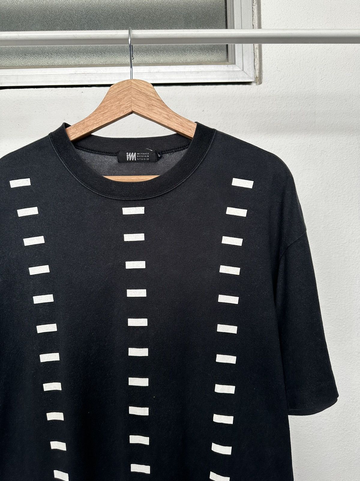 Issey Miyake 90's Issey Miyake [ Miyake Design Studio ] art tee Size US L / EU 52-54 / 3 - 8 Thumbnail
