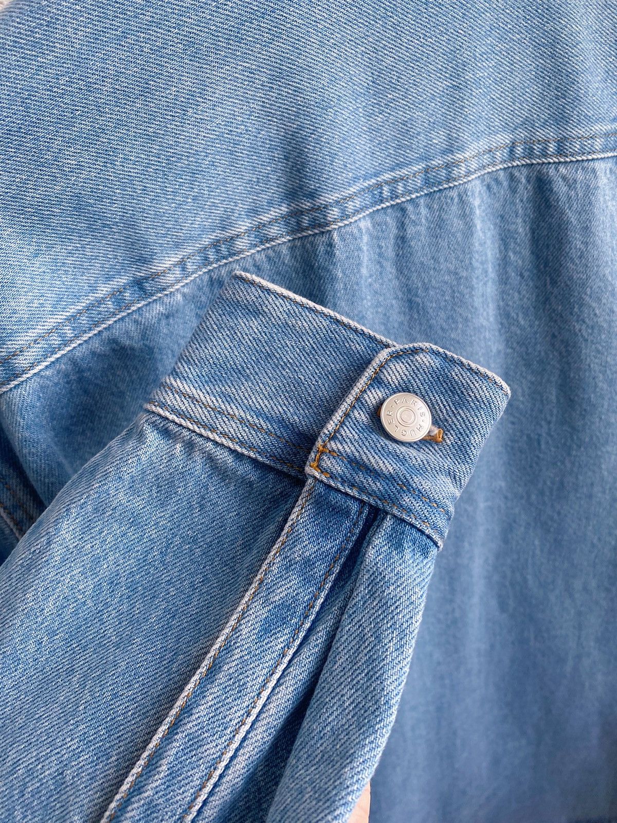 Mugler Mugler x H&M Light Denim Shirt Size M Size US M / EU 48-50 / 2 - 17 Thumbnail