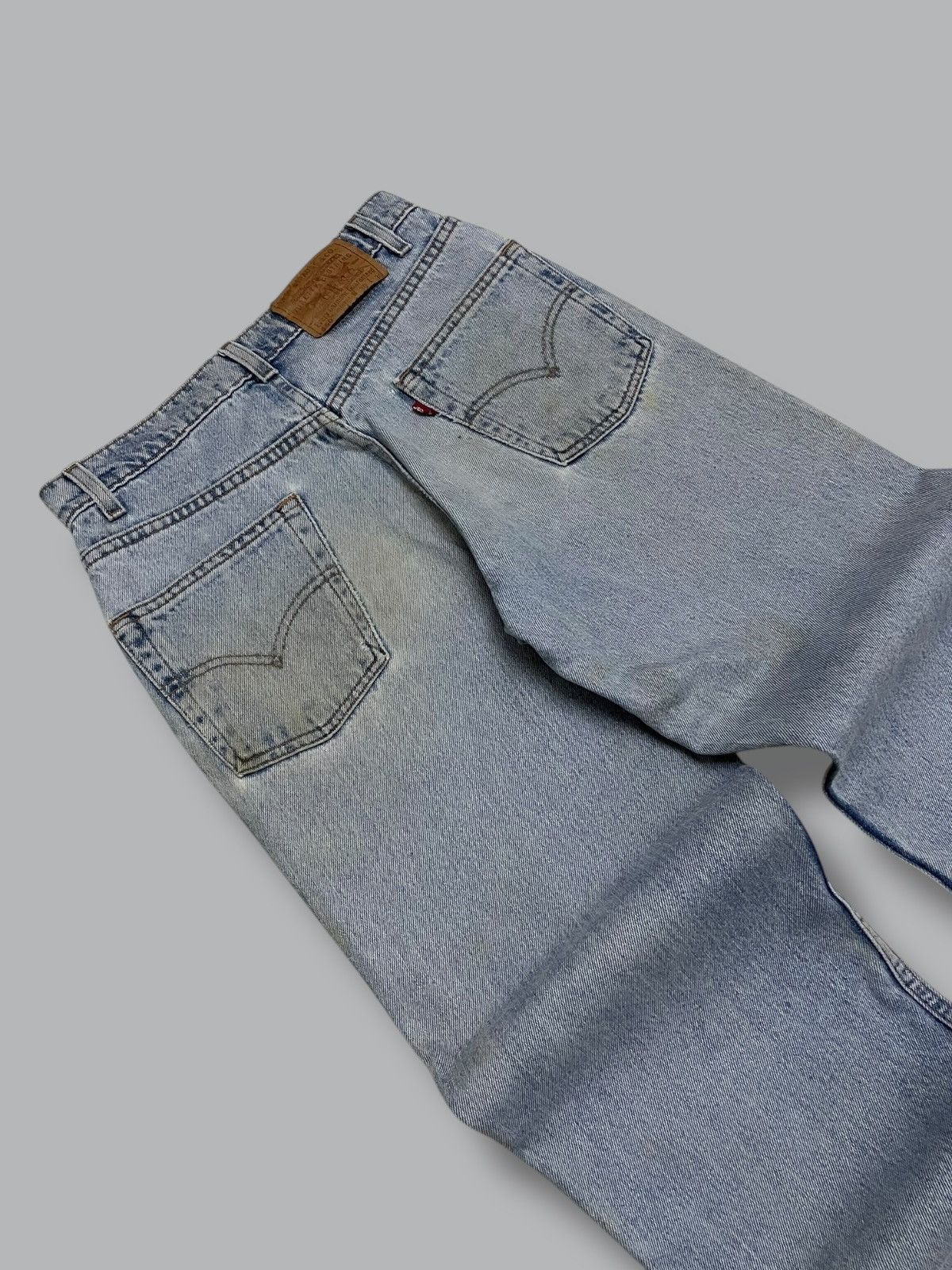 Levi's Vintage Clothing Vintage 1990s Designer Levis 550 Relaxed Fit Blue Denim Size US 28 / EU 44 - 14 Thumbnail