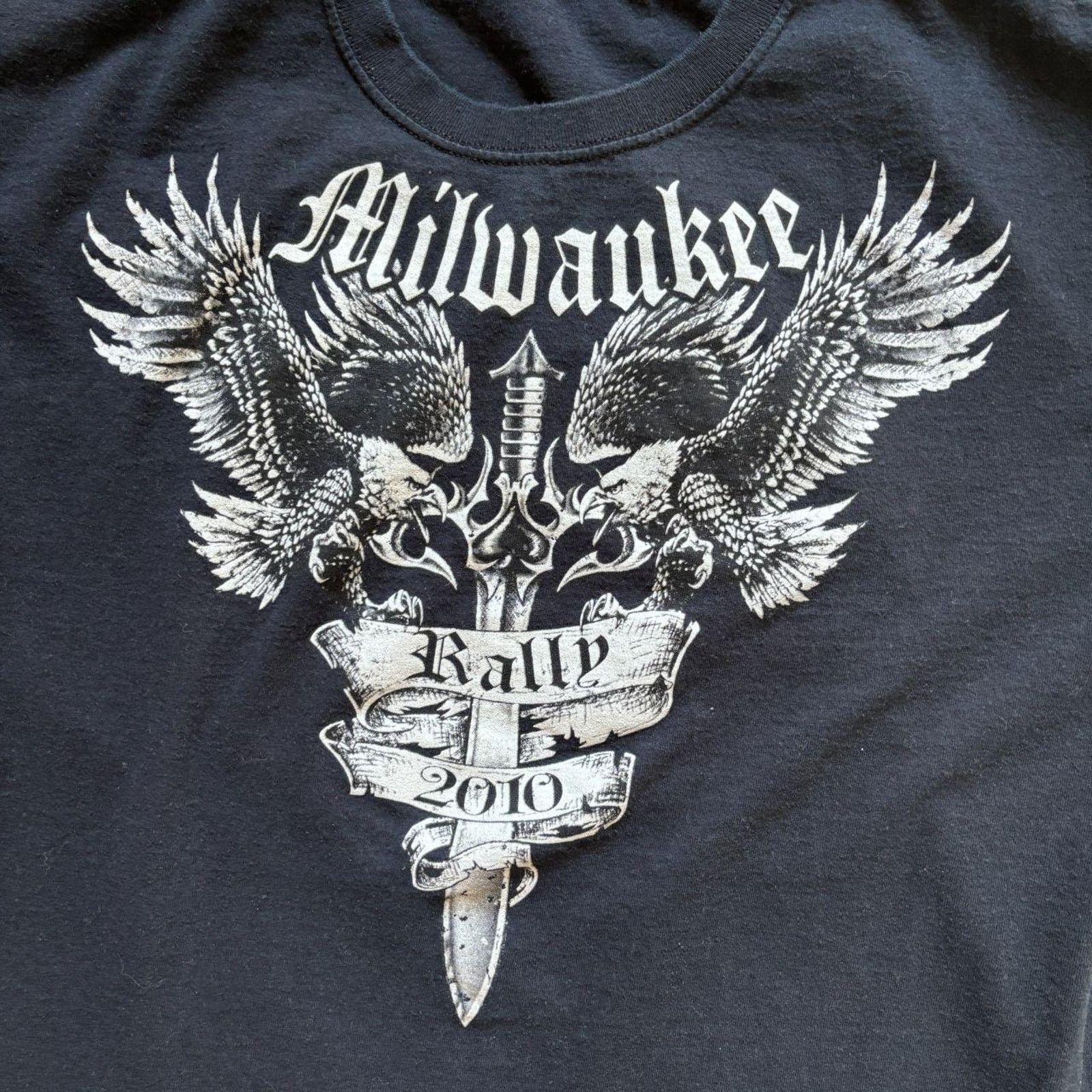 Harley Davidson y2k 2010 style Milwaukee Bike Rally Tshirt Sturgis Harley Size US L / EU 52-54 / 3 - 3 Thumbnail