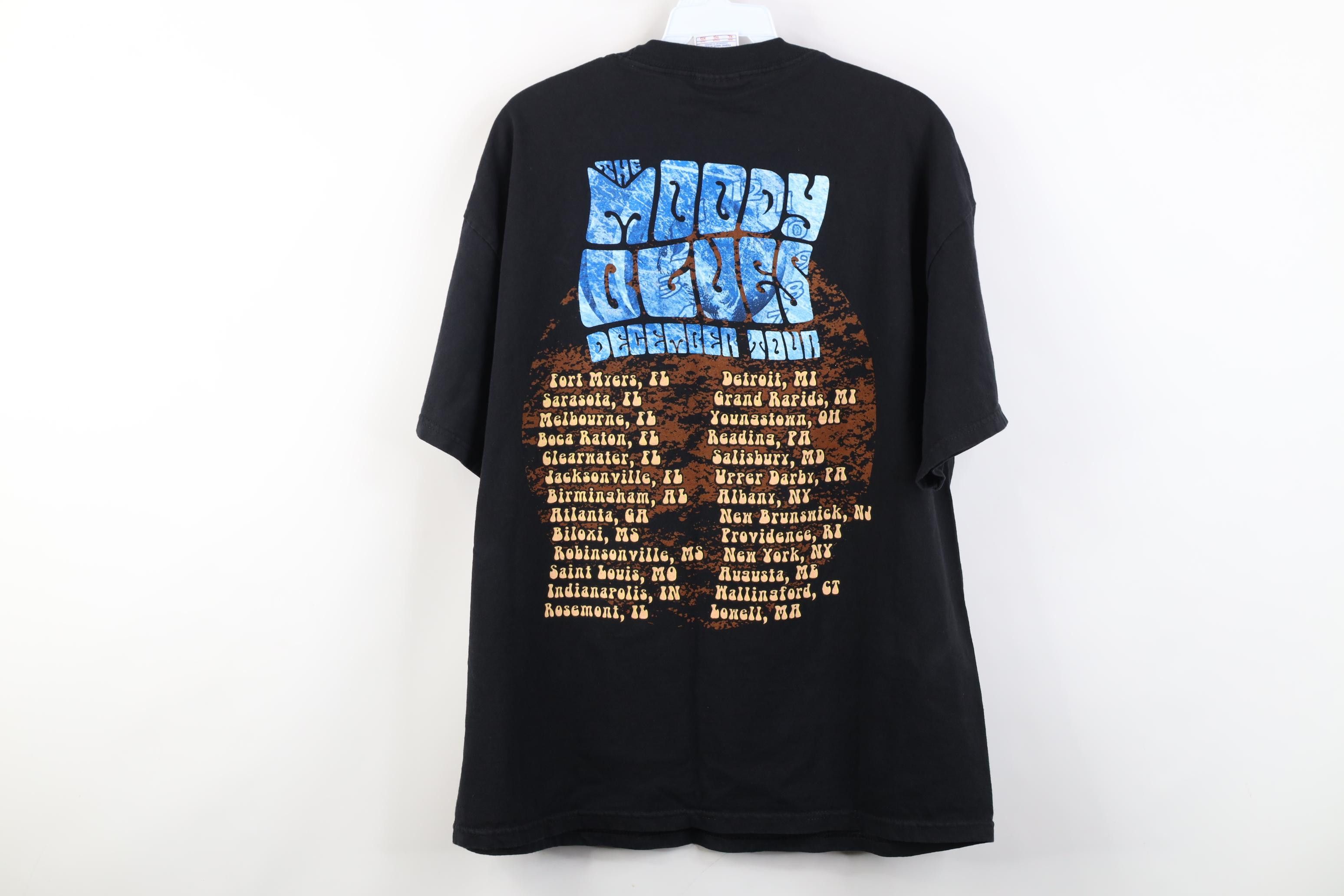 Vintage Vintage Y2K 2003 December Tour The Moody Blues Band T-Shirt Size US XL / EU 56 / 4 - 12 Thumbnail