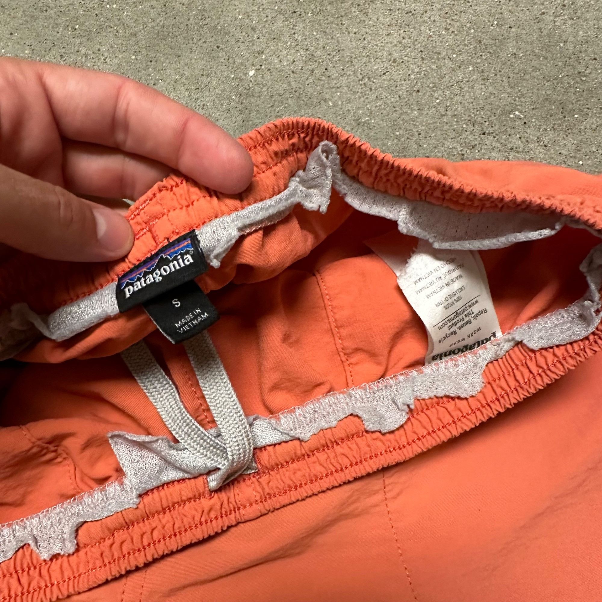 Patagonia × Vintage Vintage Patagonia Peach Nylon Shorts Size US 30 / EU 46 - 2 Thumbnail
