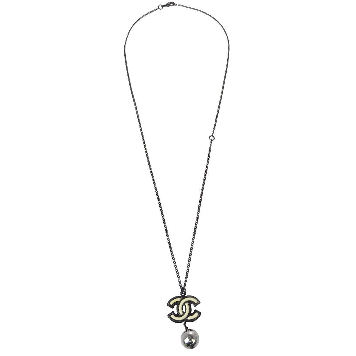 Chanel Chanel Vintage CC Pendent Necklace Plated Metal Size ONE SIZE - 1 Thumbnail