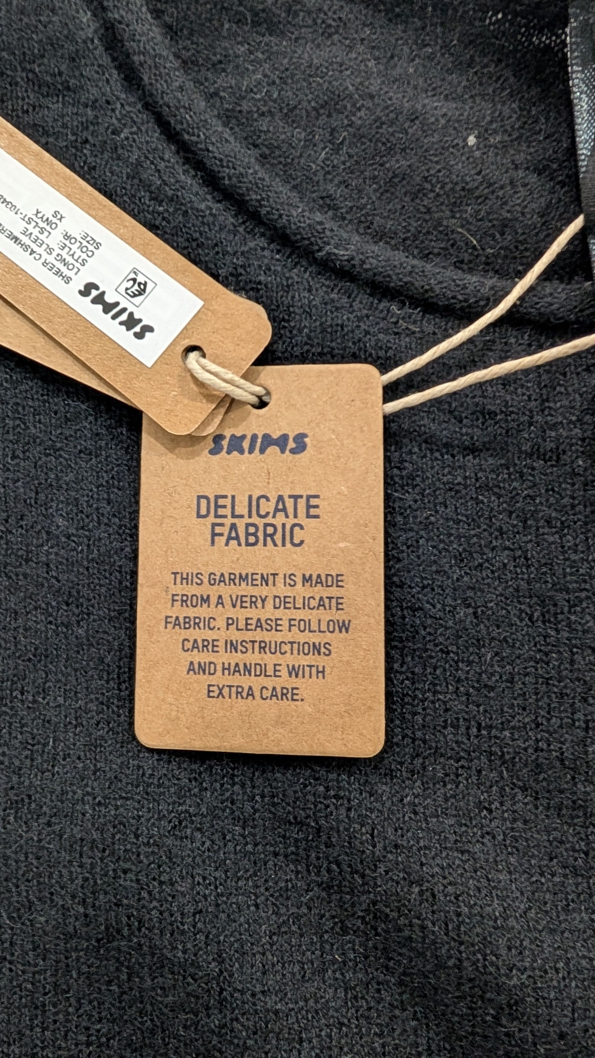 SKIMS Skims Sheer Cashmere Long Sleeve Top Onyx Size XS / US 0-2 / IT 36-38 - 4 Thumbnail