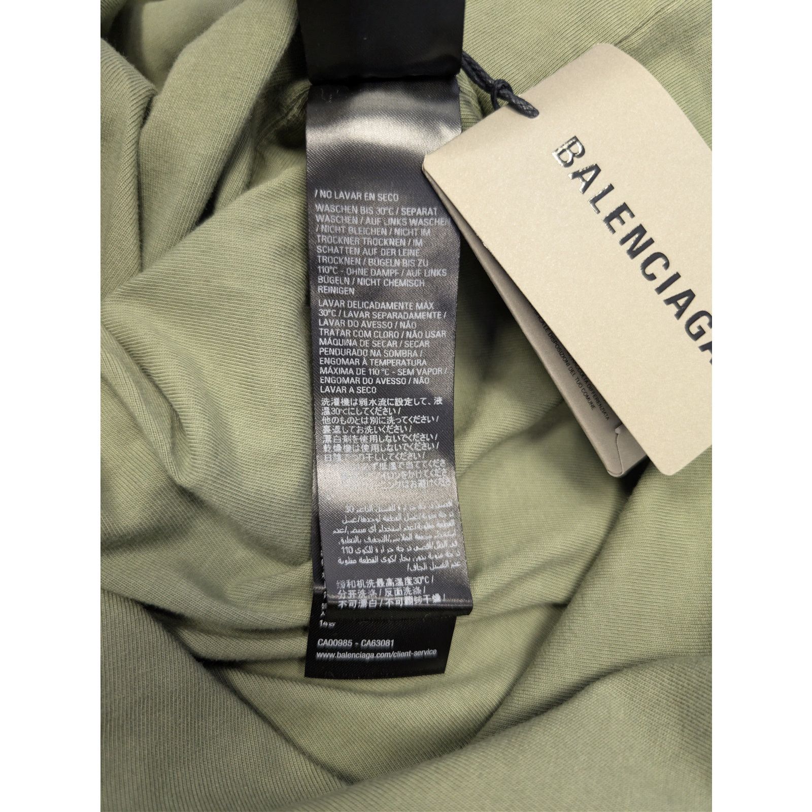 Balenciaga o1rshd1 Contrast Logo Embroidery T-Shirt in Green Size US L / EU 52-54 / 3 - 19 Thumbnail