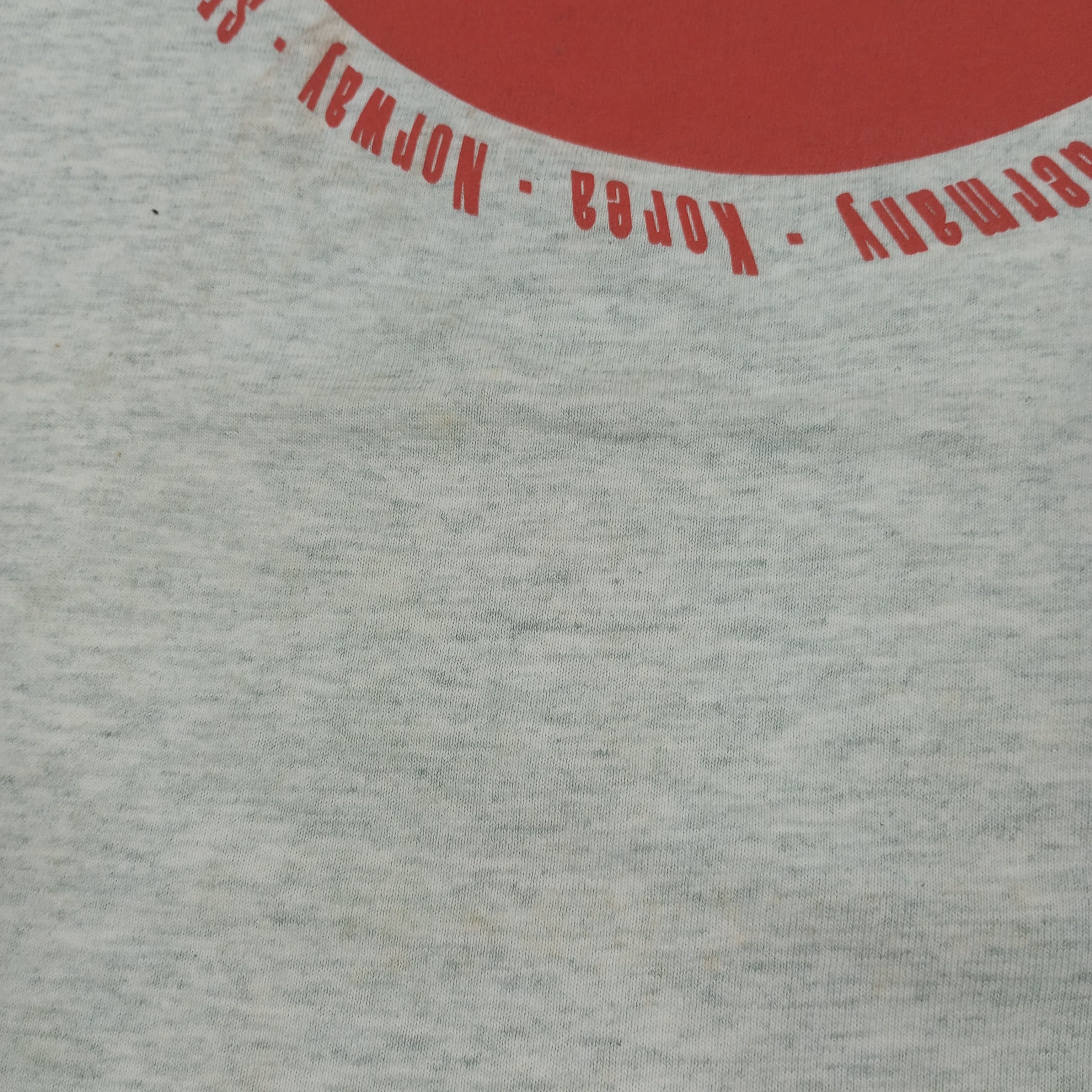 Vintage Yahoo Travel Backprint Promo Style Vintage Tshirt Size US L / EU 52-54 / 3 - 5 Thumbnail