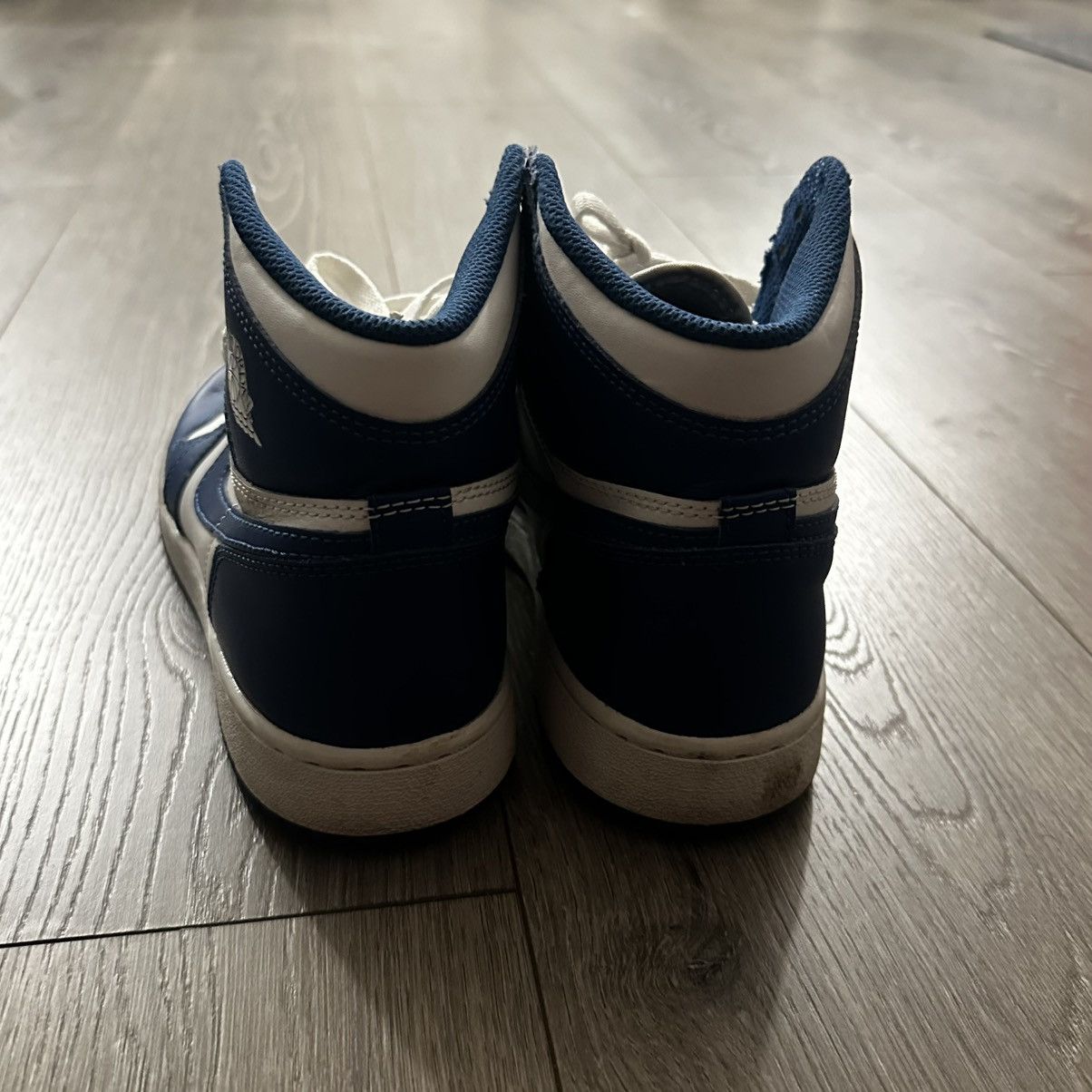 Jordan Brand Jordan 1 Storm Blue (GS) Size US 7 / IT 37 - 8 Thumbnail