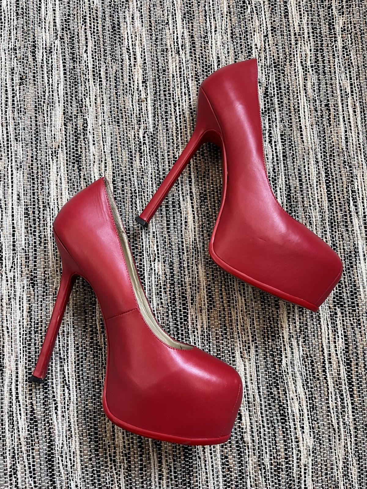 Vintage × Yves Saint Laurent Vintage Yves Saint Laurent high Heels Red Leather shoes Size US 9 / IT 39 - 8 Thumbnail