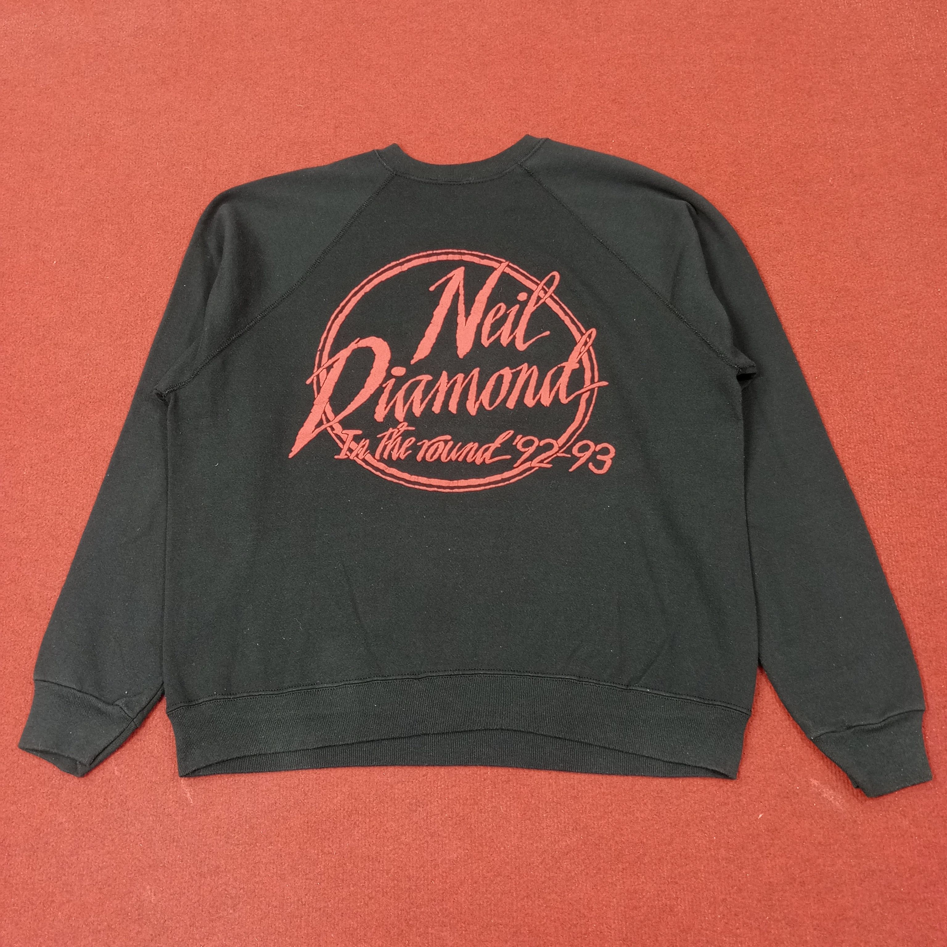 Vintage Neil Diamond In The Round Vintage Sweatshirt c246n19 Size US L / EU 52-54 / 3 - 1 Thumbnail
