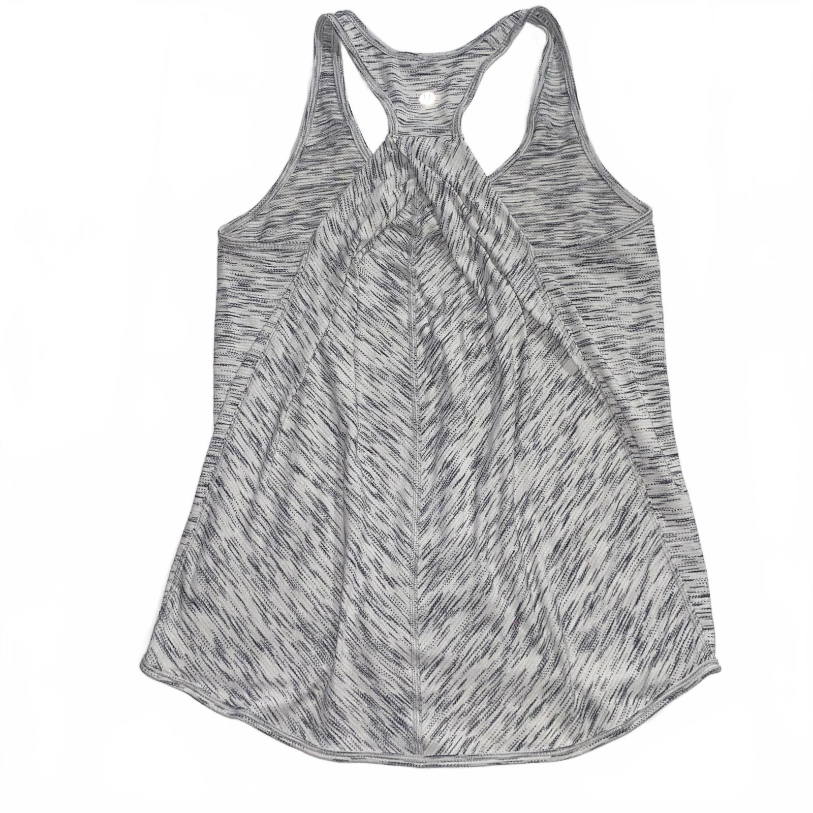 Lululemon Lululemon Gray Twist Back Racerback Tank Top Size M-L Size M / US 6-8 / IT 42-44 - 1 Thumbnail