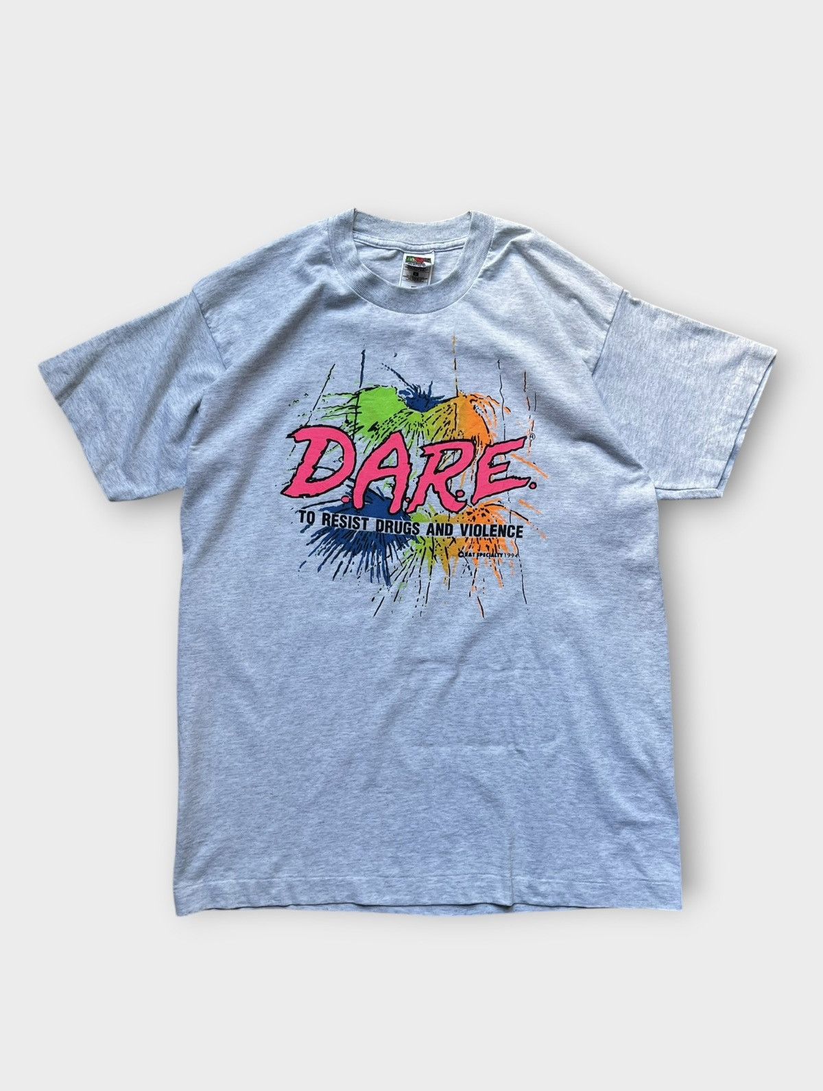 Vintage Vintage DARE to resist drugs and violence t shirt 1994 Size US L / EU 52-54 / 3 - 1 Thumbnail