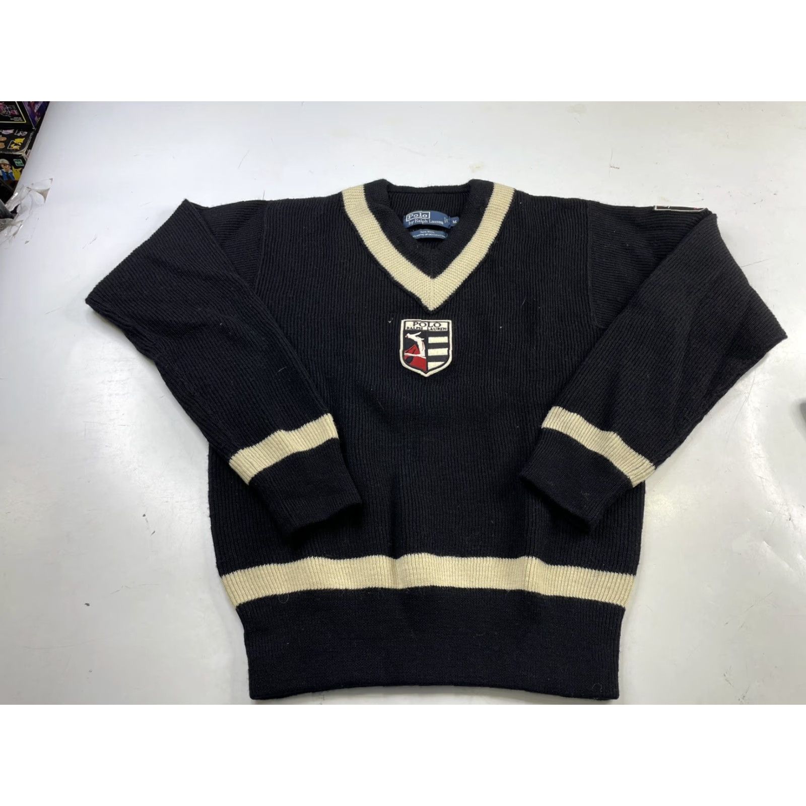 Ralph Lauren VINTAGE Polo Ralph Lauren Wool Ski Sweater Men M Black V-Neck 100% Wool Skiing Alpine Size US M / EU 48-50 / 2 - 5 Thumbnail