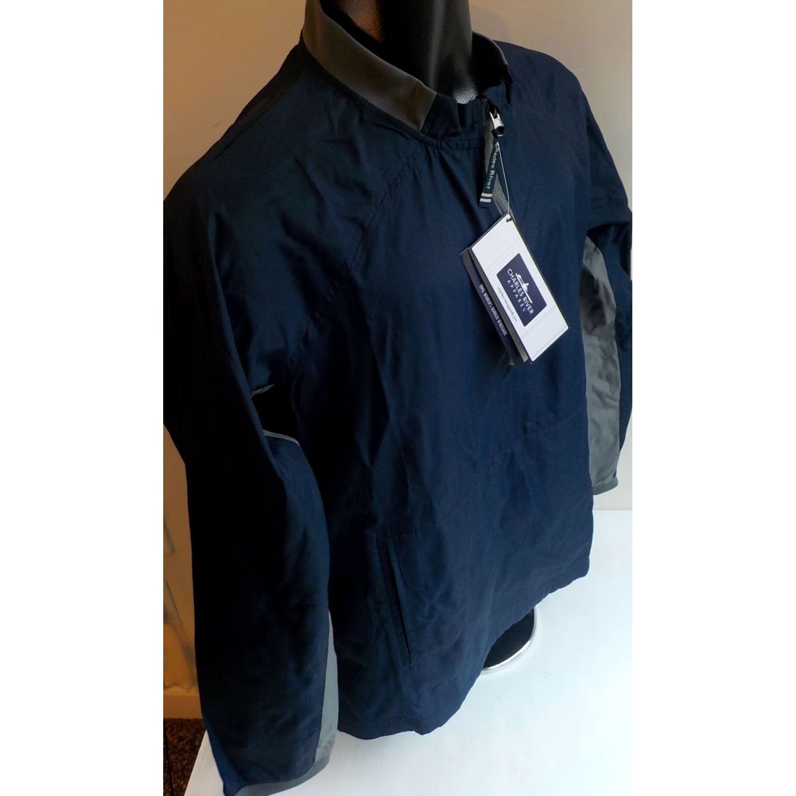 Vintage CHARLES RIVER 5942 Women's Bunker Windshirt Navy Gray Polyester 1/4 Zip Kangaroo Pocket NEW WITH TAGS Large Regular Windbreaker Jacket Womens Size L / US 10 / IT 46 - 3 Thumbnail