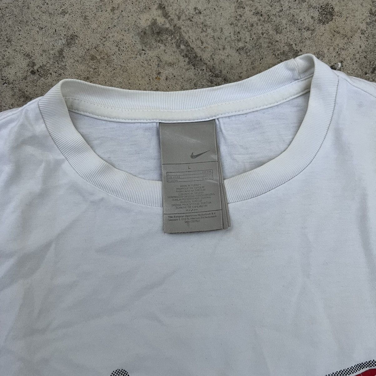 Nike × Vintage Vintage 90s Nike Red White T Shirt Mini Swoosh Size US L / EU 52-54 / 3 - 5 Thumbnail