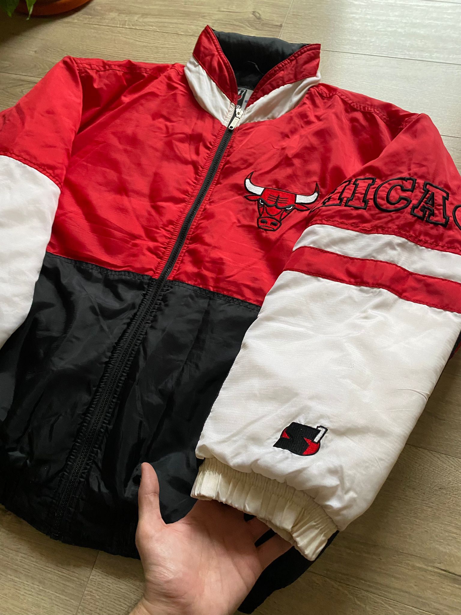 Starter 90s vintage Starter x NBA x Chicago Bulls bomber jacket Size US L / EU 52-54 / 3 - 3 Thumbnail