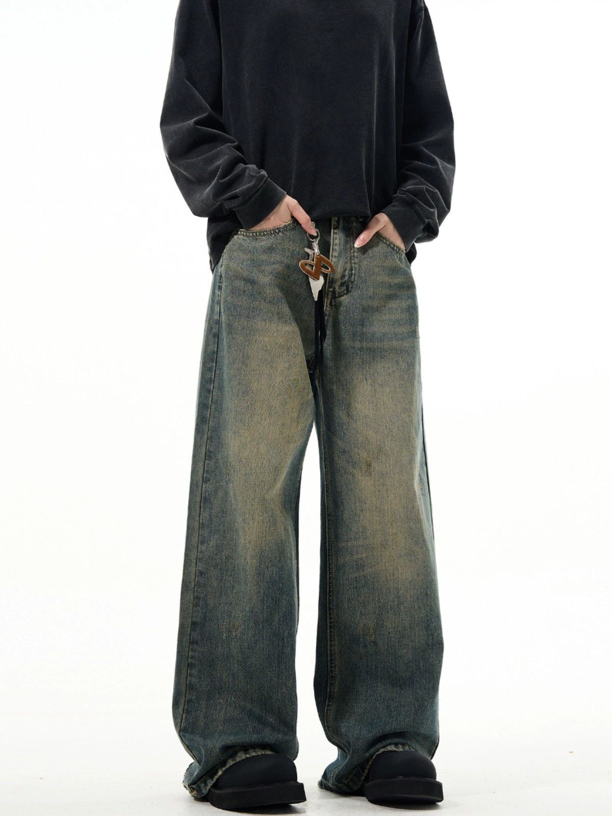Vintage Men's cleanfit straight wide-leg vintage washed jeans Size US 32 / EU 48 - 3 Thumbnail