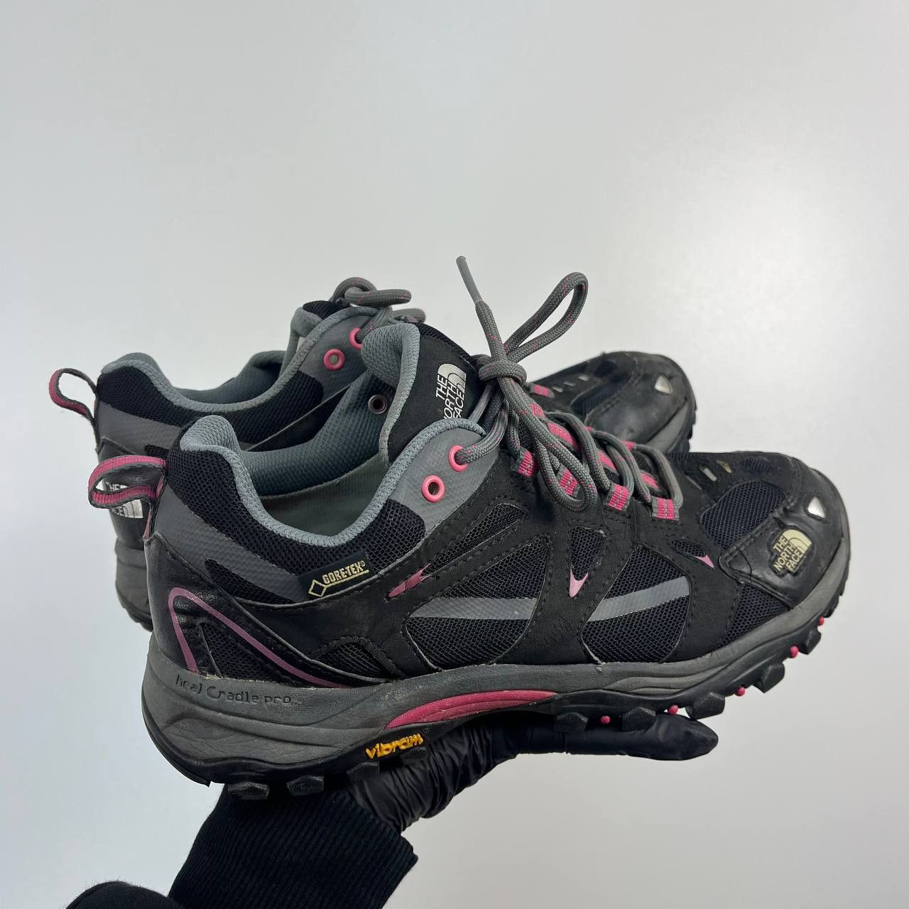 The North Face The North Face Womens Gore Tex Hiking Trail Shoeso Size 38 Size US 8 / IT 38 - 9 Thumbnail