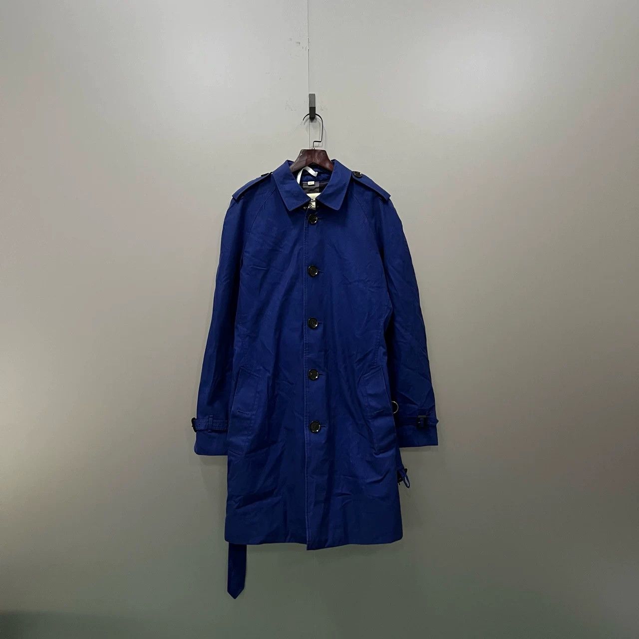 Burberry Burberry Electric Blue Trench Coat Size US M / EU 48-50 / 2 - 1 Thumbnail