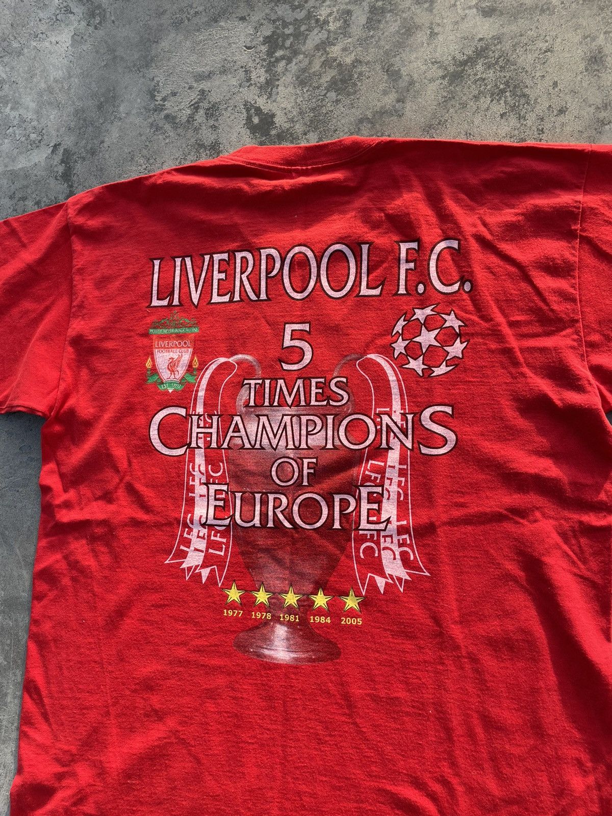 Vintage Vintage RARE Liverpool 2005 T -Shirt Football Jersey Y2K Size US M / EU 48-50 / 2 - 8 Thumbnail