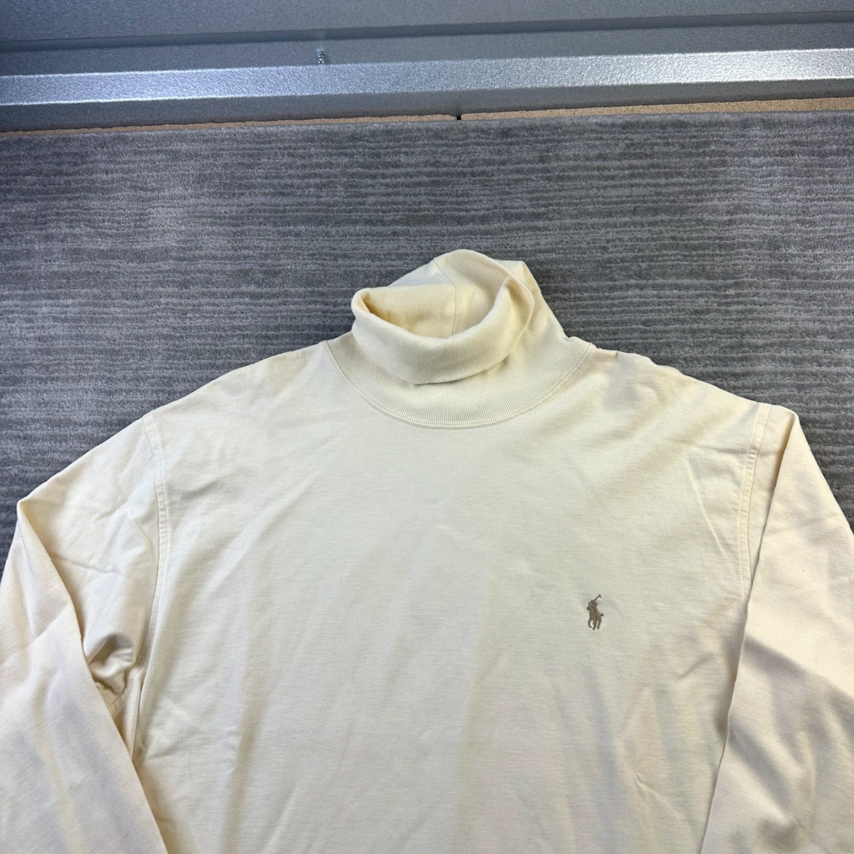 Polo Ralph Lauren VINTAGE Polo Ralph Lauren Shirt Mens Large Beige Tan Cream Turtleneck 90s Y2K Shirt Mens Large Beige Tan Cream Turtleneck 90s Y2K Size US L / EU 52-54 / 3 - 3 Thumbnail