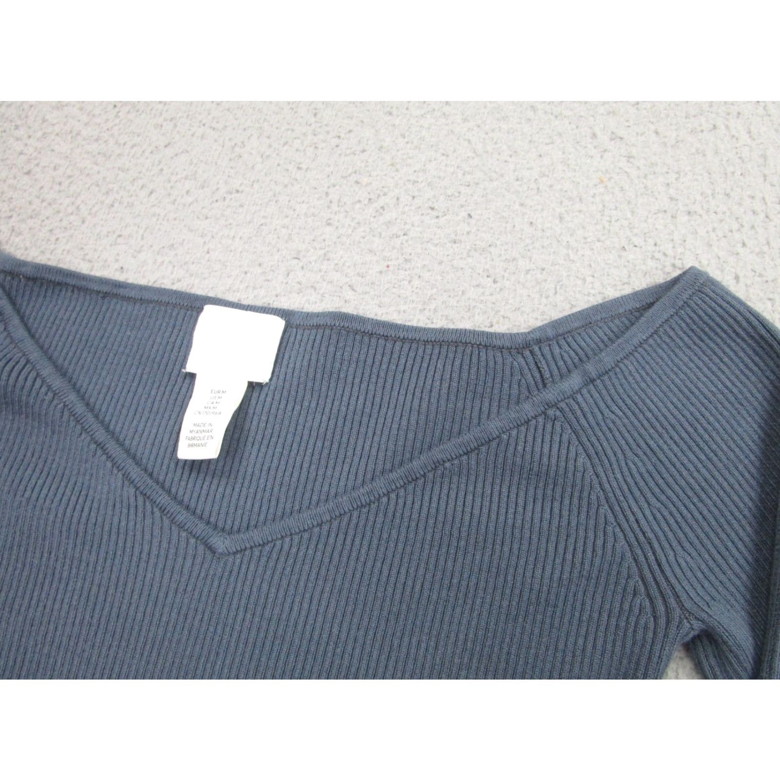 H&M H&M Shirt Womens M Blue Thermal Ribbed fitted Long Sleeve V-Neck Slim Casual Basics Regular Size M / US 6-8 / IT 42-44 - 2 Thumbnail